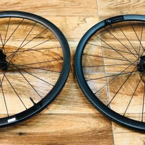 JUEGO DE RINES RUEDAS SYNCROS CARBONO CAPITAL 35 RUTA 700