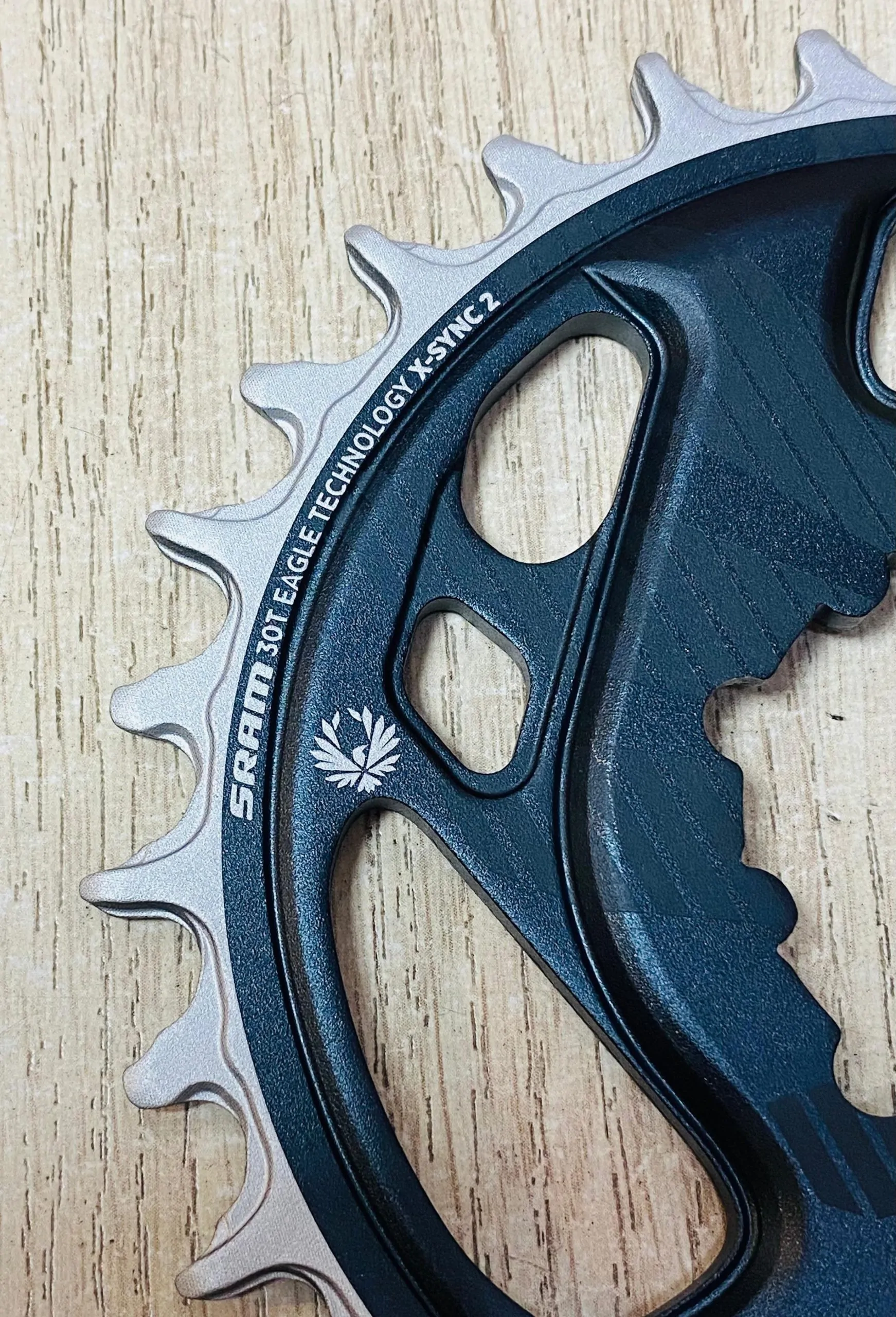 CORONILLA SRAM GX EAGLE 30D 3OS LUNAR PLATA PARA BICI MTB - Imagen 5