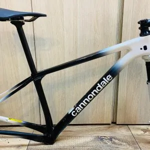 MARCO MTB CANNONDALE F-Si CARBON  T:S RIN29+ SUSPENSIÓN FOX STEP CAST 32