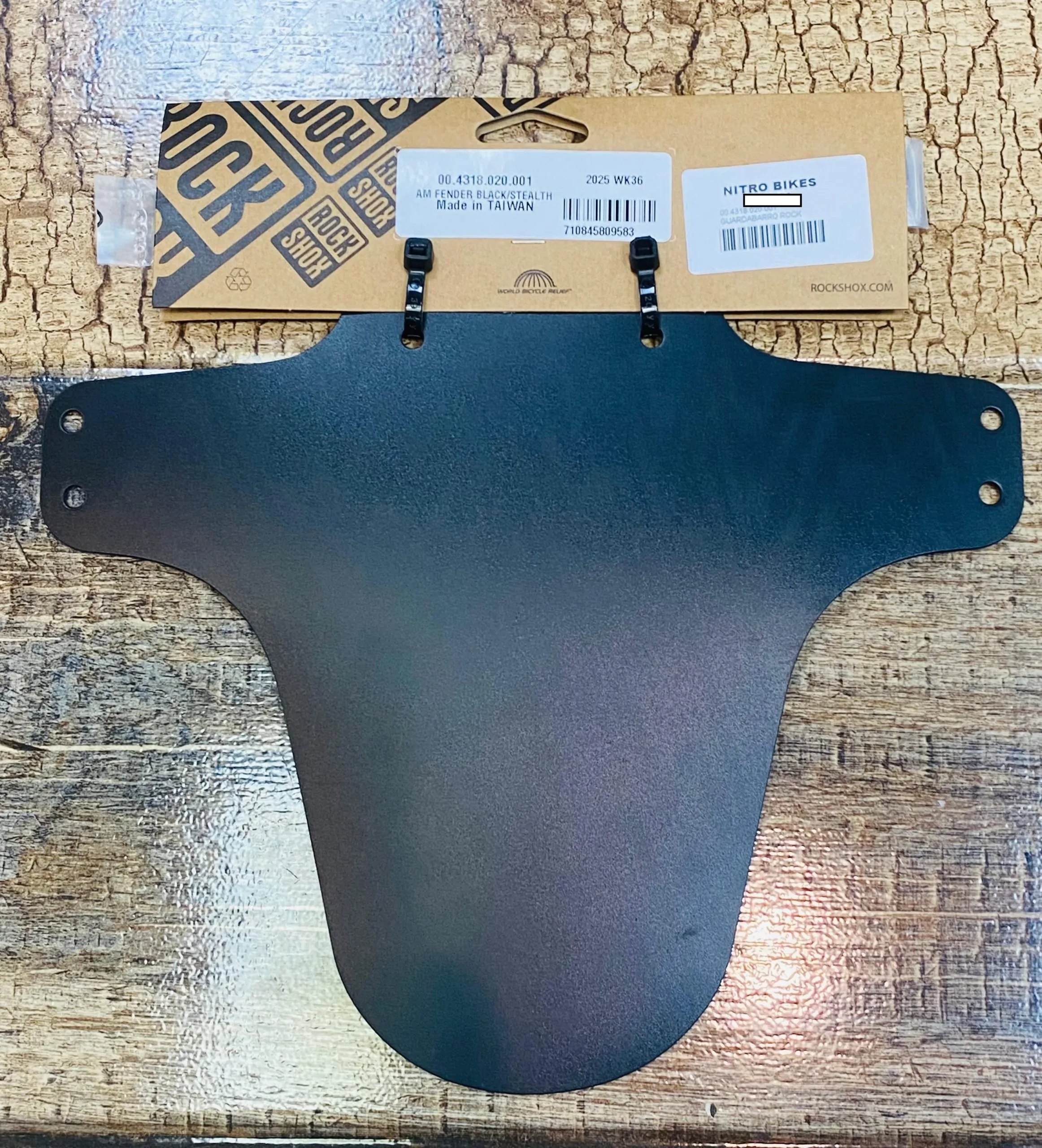 Sin título GUARDABARROS ROCKSHOX NEGRO 00.4318.020.001 - Imagen 3