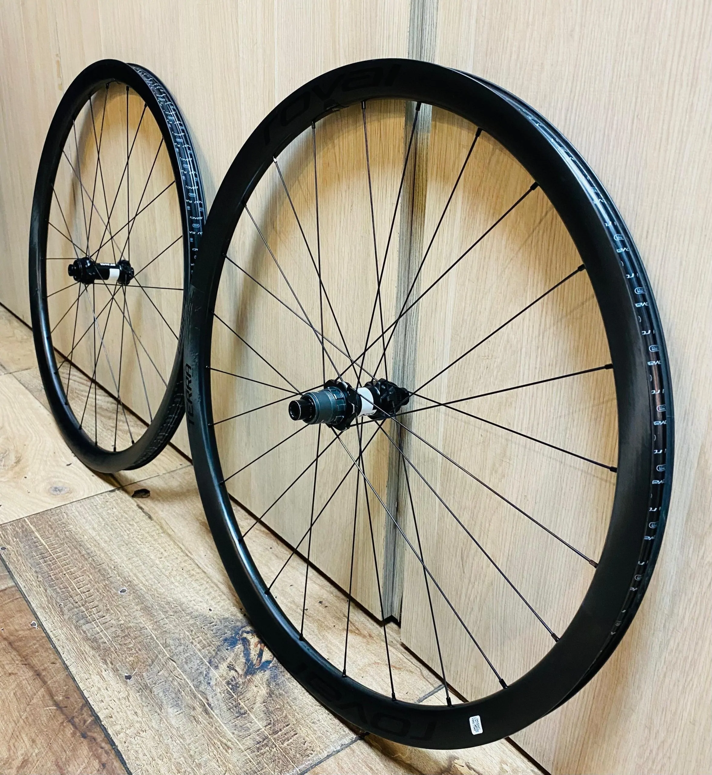 C RUEDAS RUTA ROVAL TERRA CARBONO 24H DISCO XDR (DE SEGUNDA) - Imagen 3