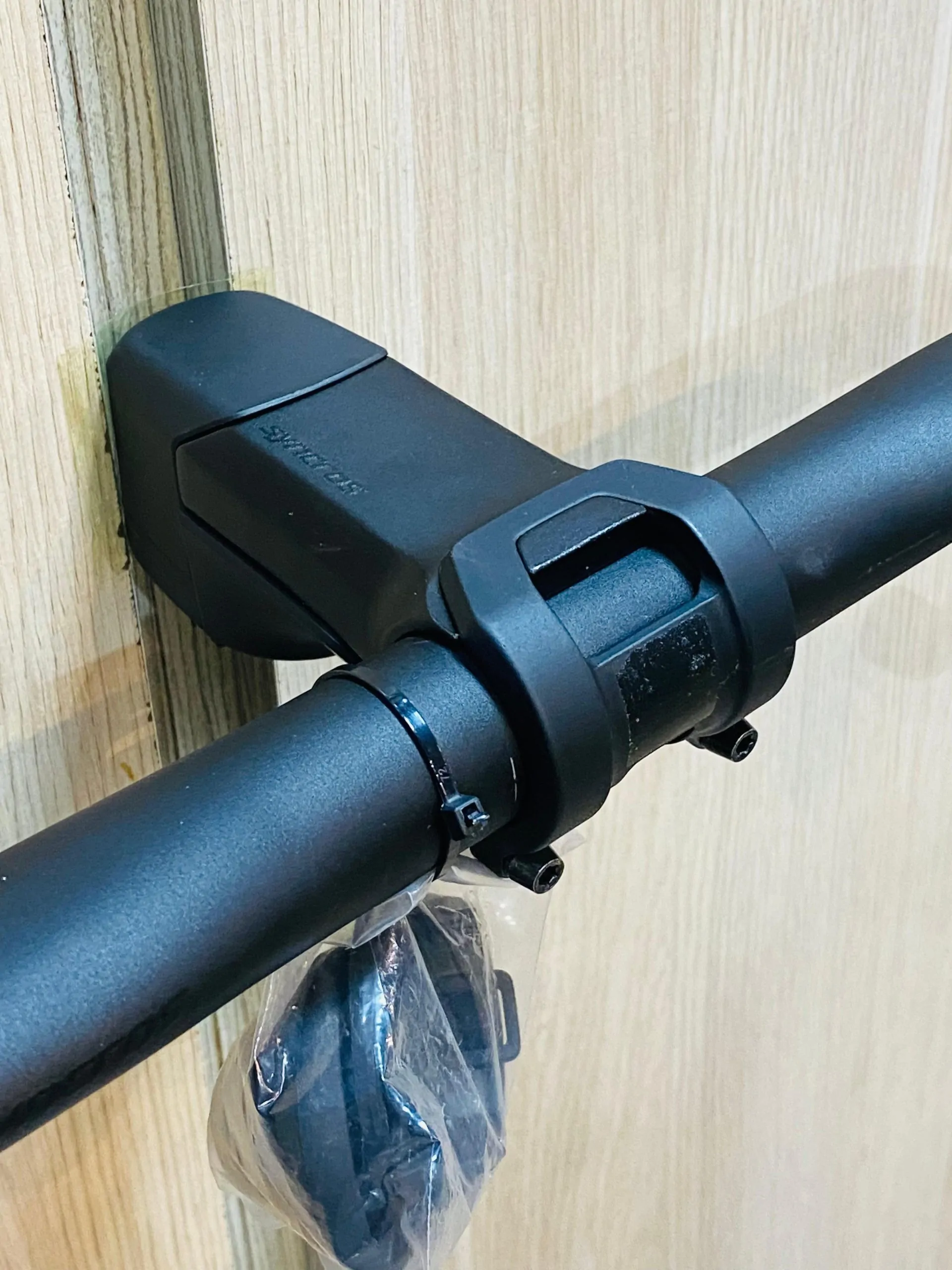 C MANUBRIO Y POTENCIA SYNCROS 380mm/100mm ALUMINIO (NUEVO) - Imagen 4