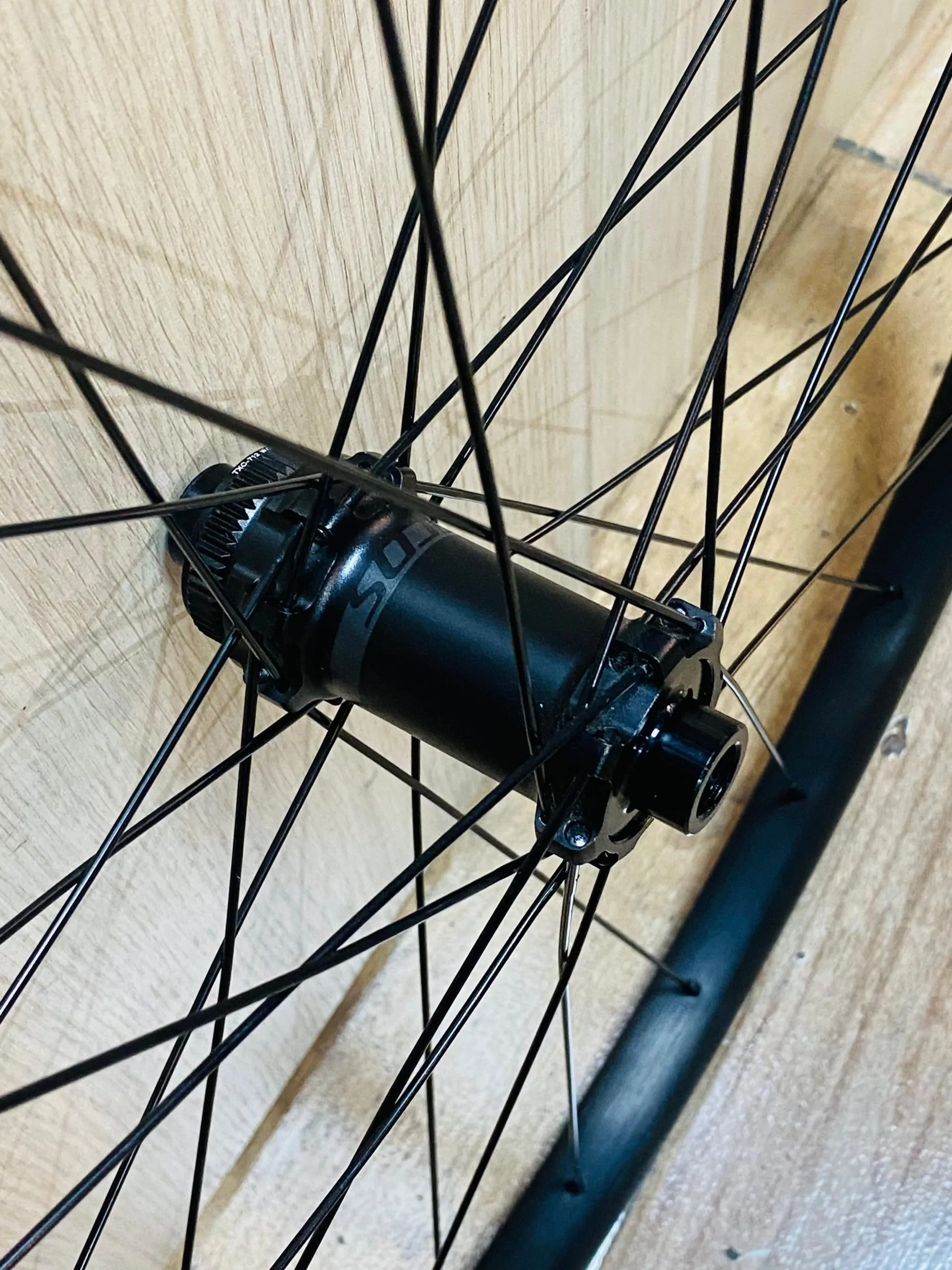 RINES/RUEDAS RUTA SYNCROS RP 2.0 DISC 28H TLR (DE SEGUNDA) - Imagen 5