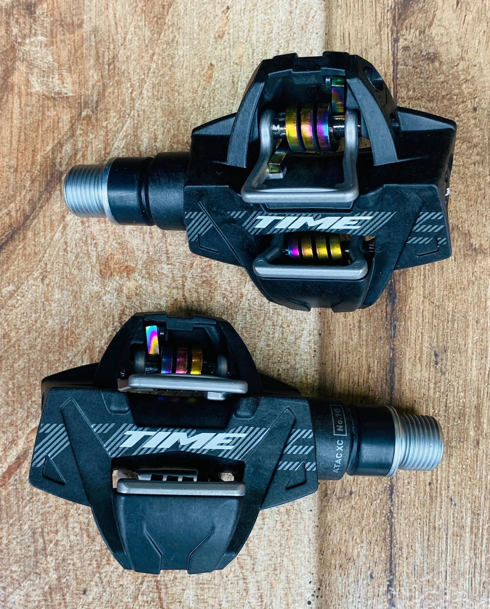 PEDALES MTB TIME ATAC XC 10 GRIS OSCURO + CALAS (00.6718.035.001) - Imagen 4