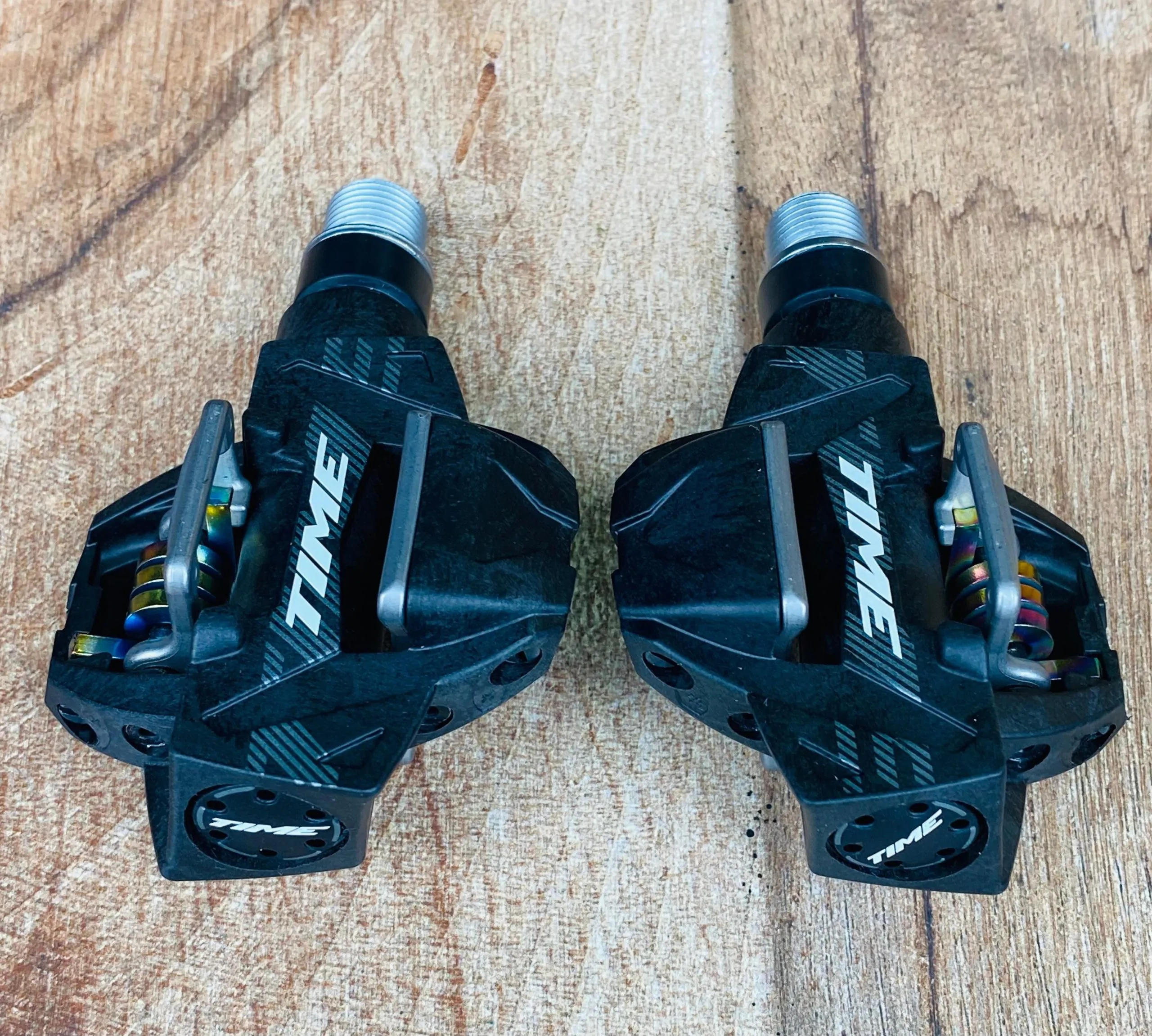 PEDALES MTB TIME ATAC XC 10 GRIS OSCURO + CALAS (00.6718.035.001) - Imagen 5