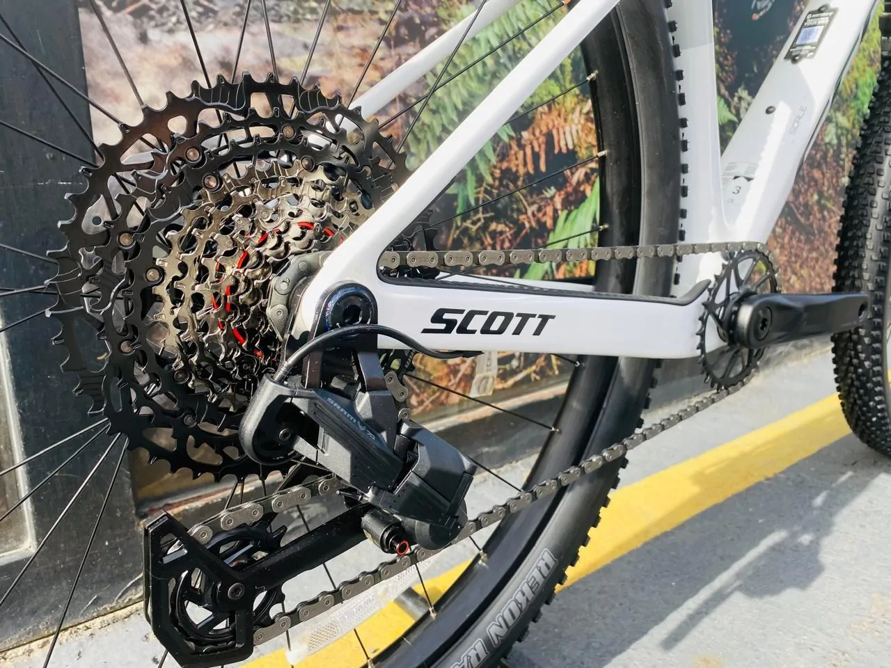 AA BICICLETA MTB SCOTT SCALE 910 BLANCO 2026 - Imagen 2