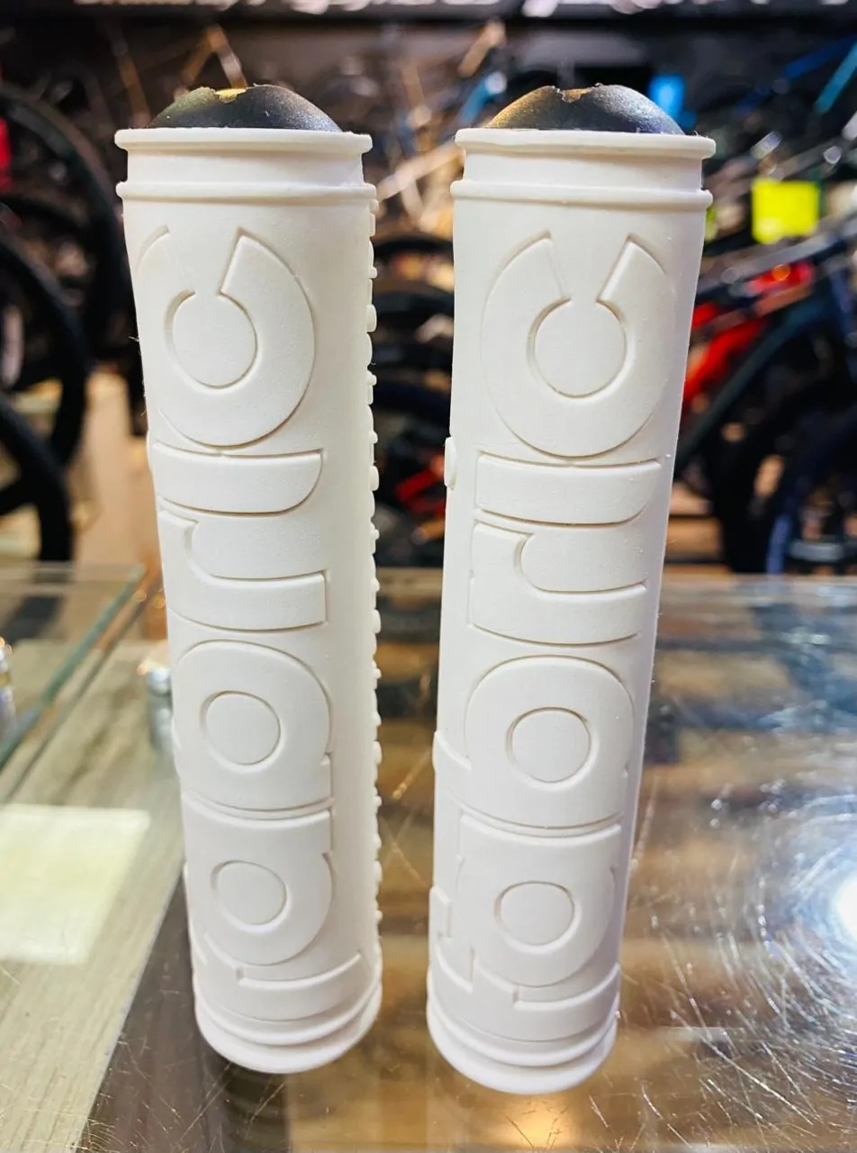 GRIPS MTB FABRIC 31X135MM COLOR BLANCO - Imagen 2