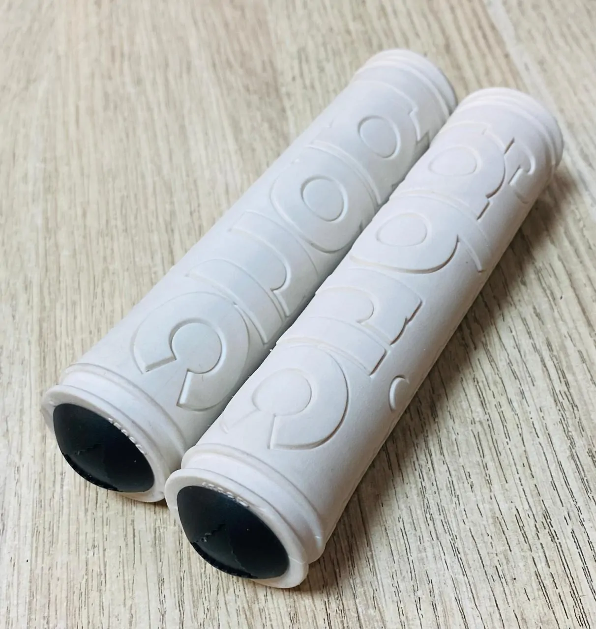 GRIPS MTB FABRIC 31X135MM COLOR BLANCO - Imagen 5
