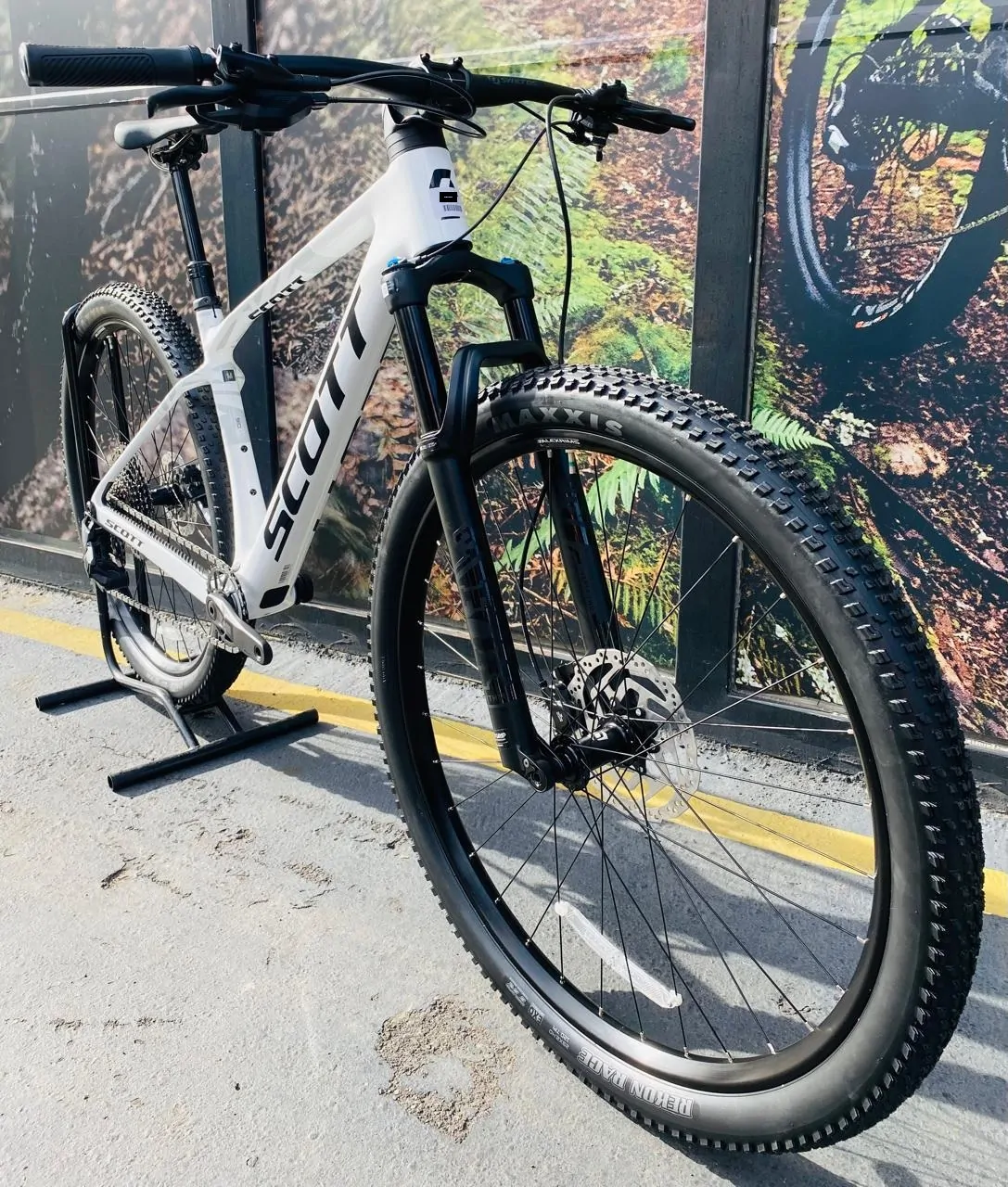 EE BICICLETA MTB SCOTT SCALE 910 BLANCO 2026 - Imagen 5