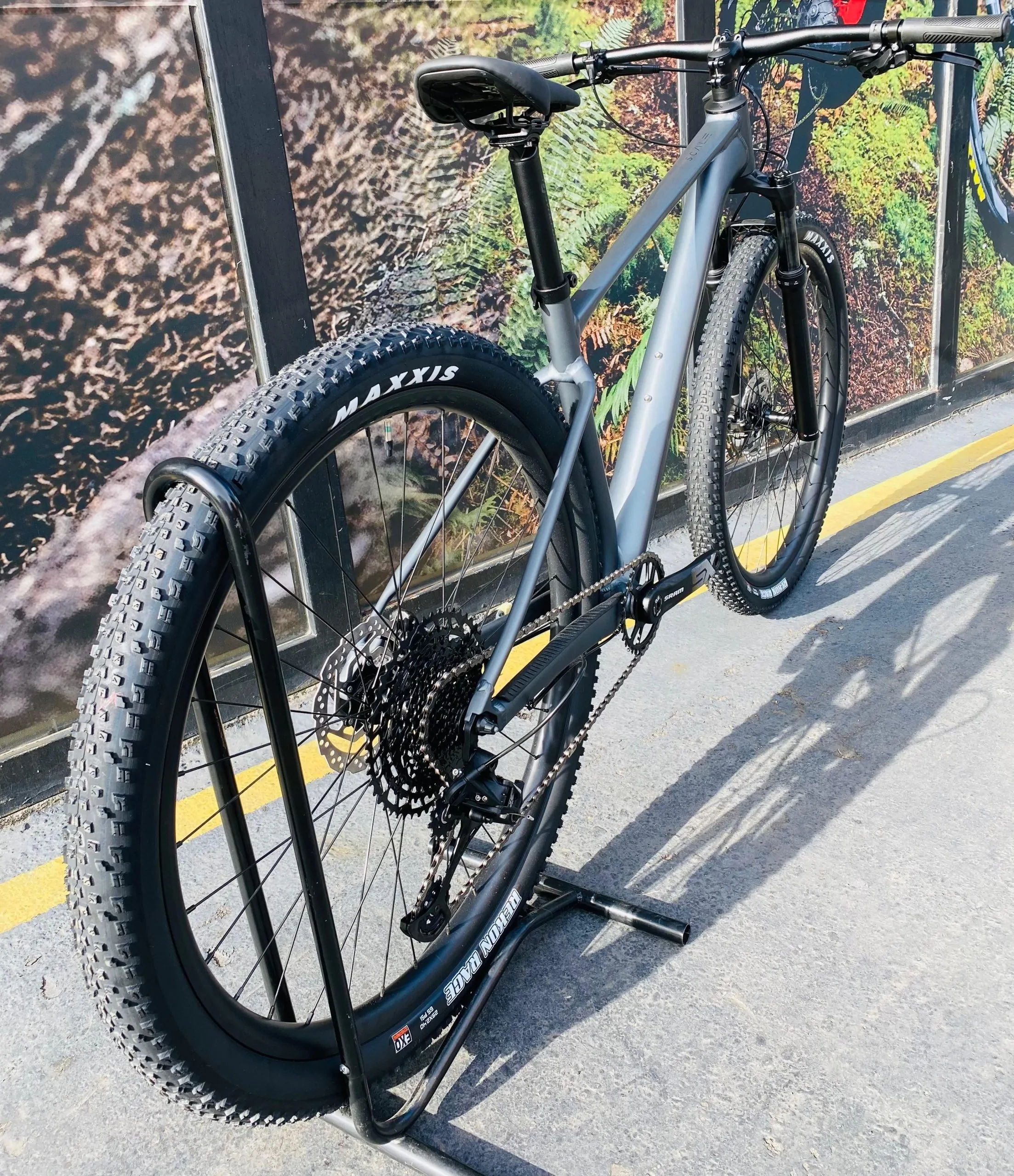 BICICLETA SCALE 970 2023/2024 ALUMINIO 12 VEL SCOTT GRIS NEGRO - Imagen 5