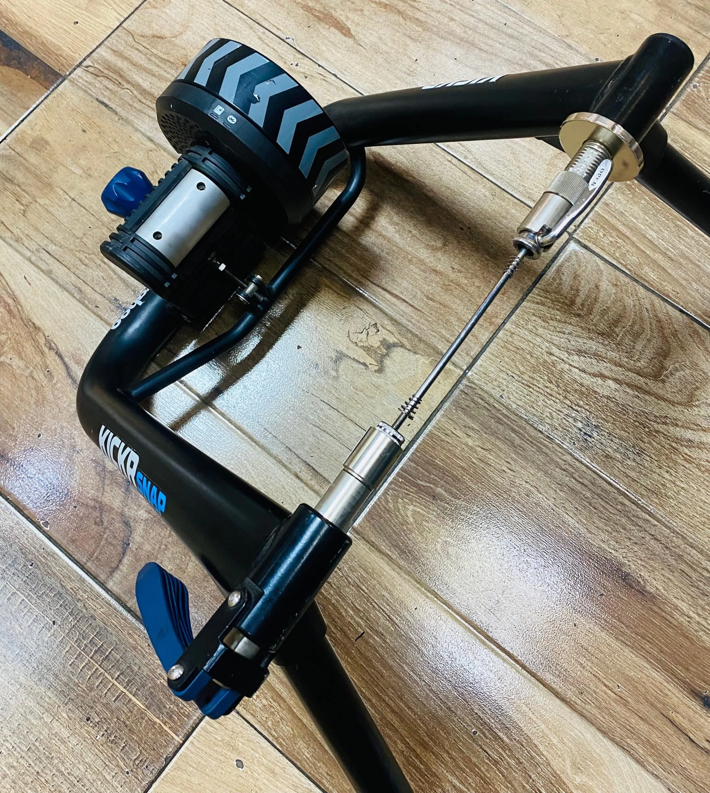 RODILLO ENTRENAMIENTO WAHOO KICKR SNAP- USADO - Imagen 5