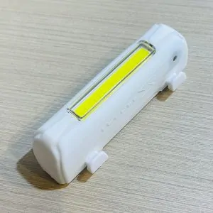 LUZ DELANTERA LED BLANCO SERFAS 100LUMENS USLA-7RD PARA BICICLETAS