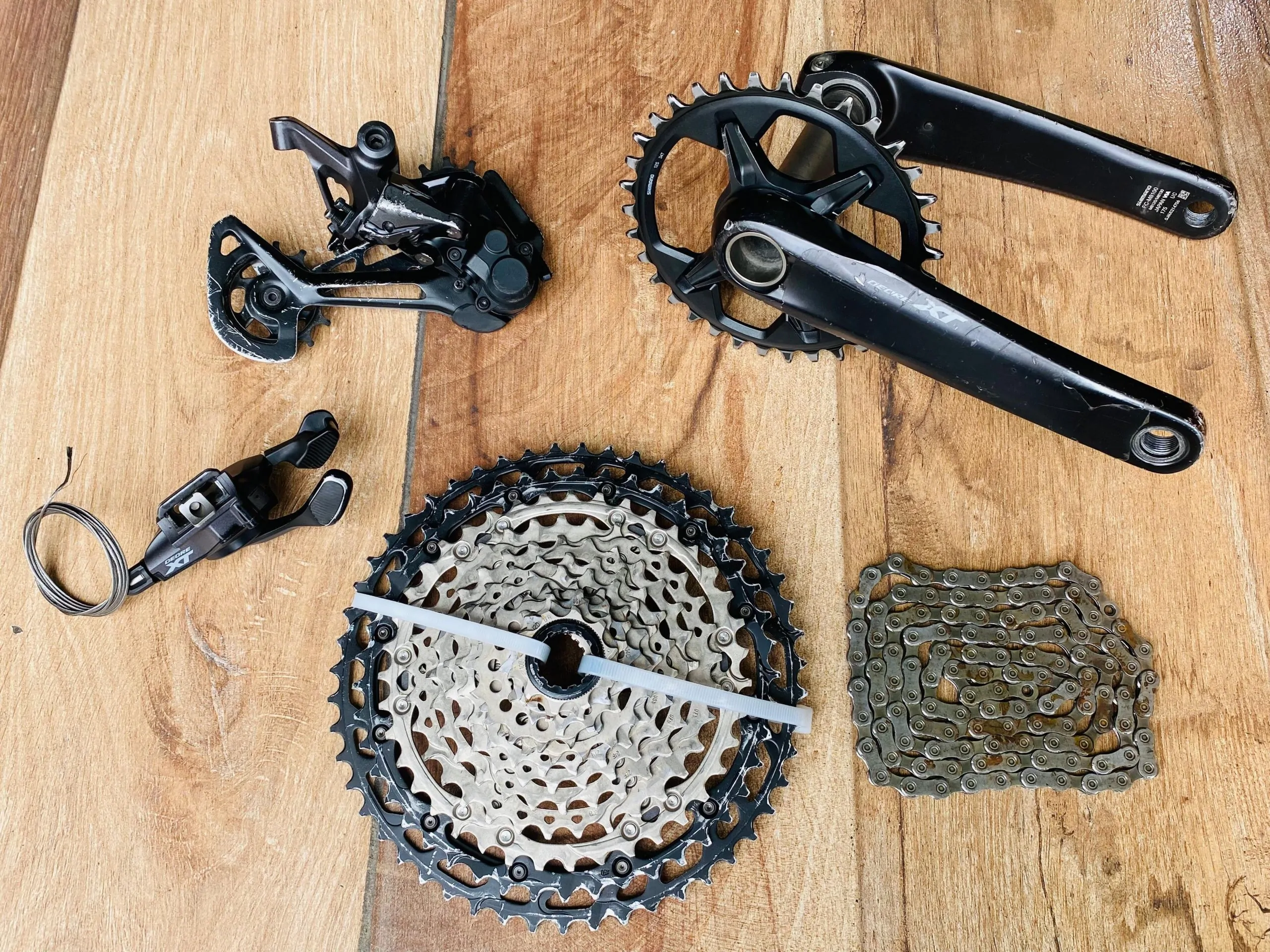 GRUPO MTB SHIMANO DEORE XT M8100 10-51T 12SPD (DE SEGUNDA) - Imagen 1