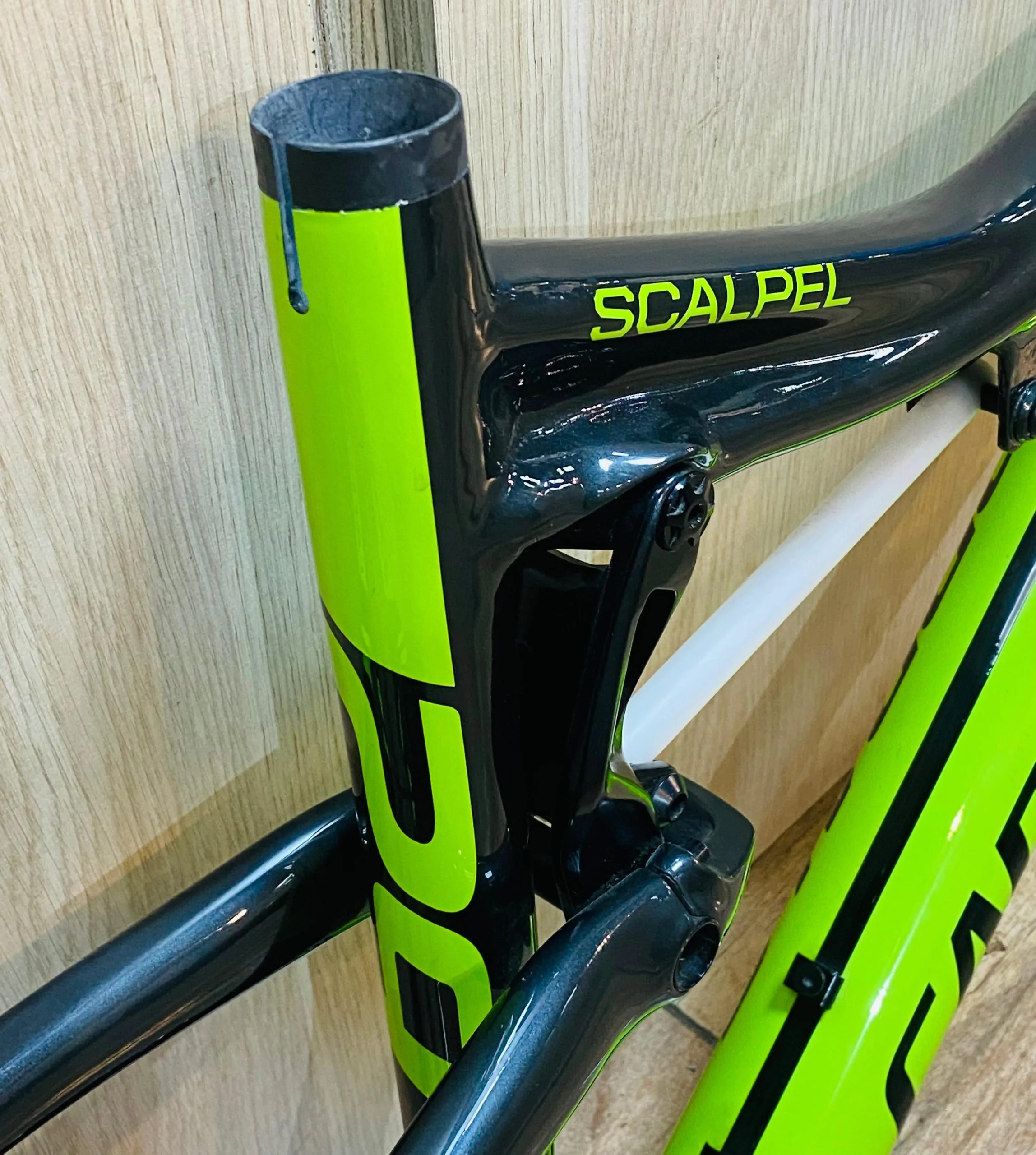 MARCO BICI MTB CANNONDALE SCALPEL RIN 29 CARBON T/M (USADO) - Imagen 2