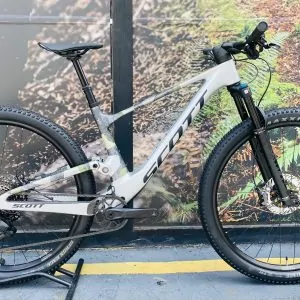 BICICLETA MTB SCOTT SPARK RC WORLD CUP T/M 12VEL (SEMI NUEVA)