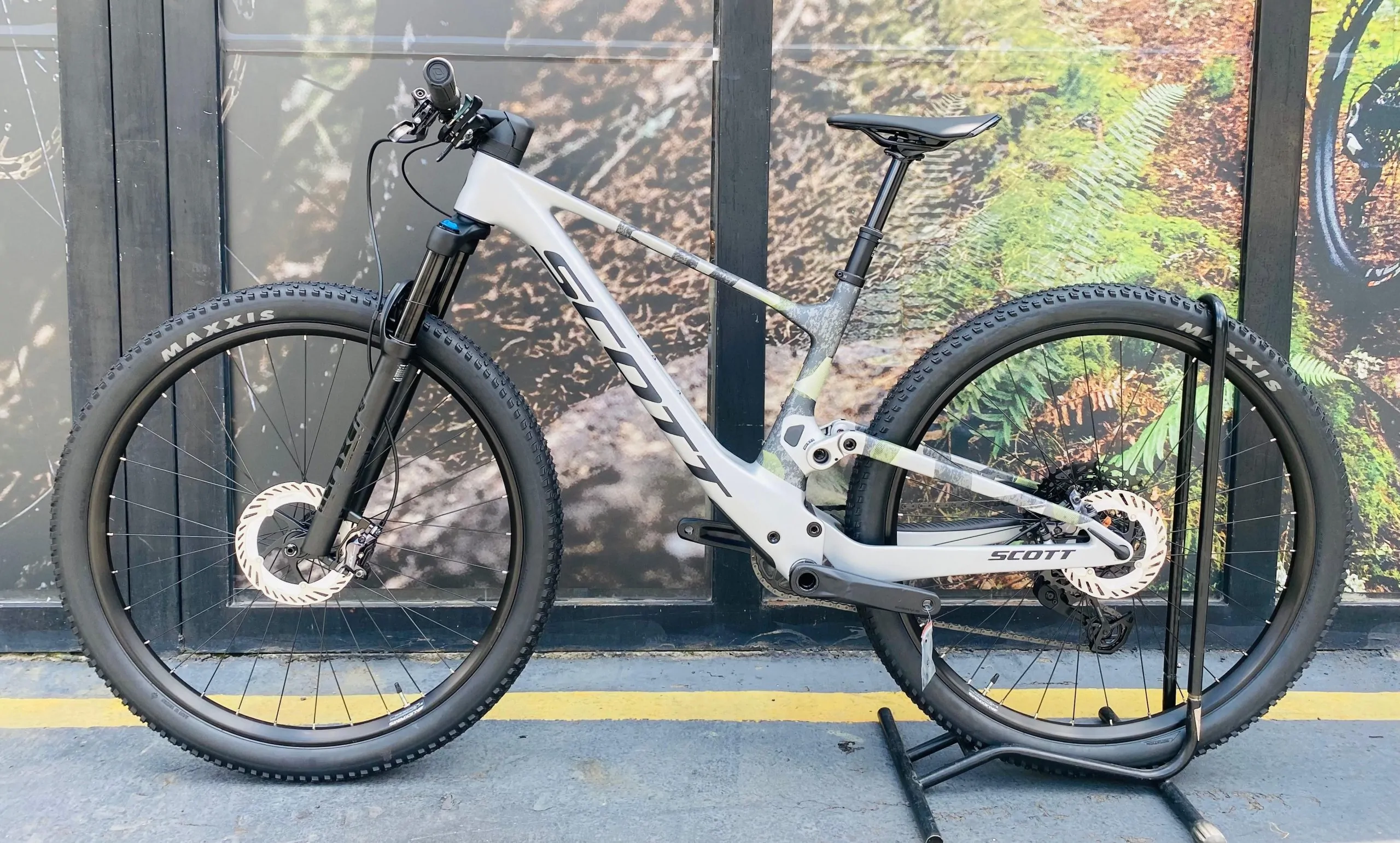 BICICLETA MTB SCOTT SPARK RC WORLD CUP T/M 12VEL (SEMI NUEVA) - Imagen 6