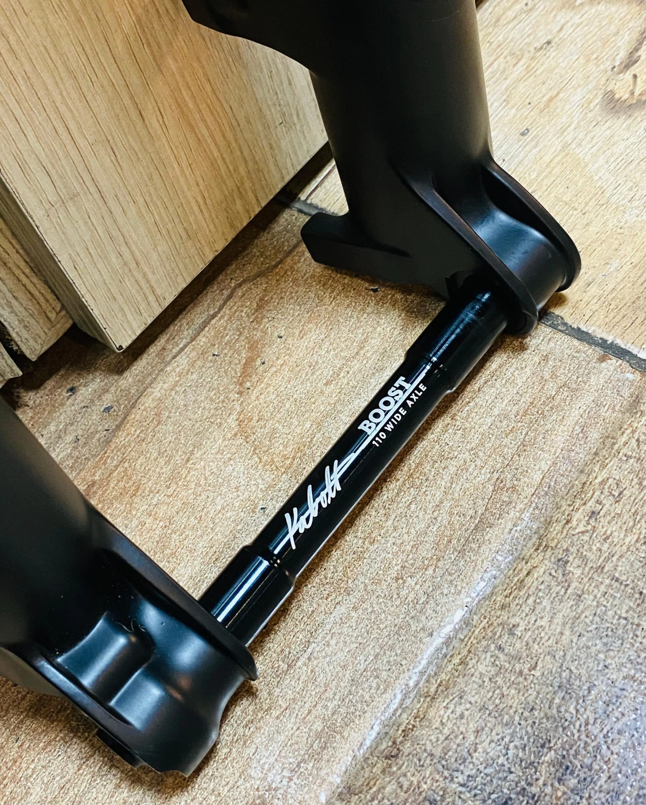 SUSPENSIÓN MTB FOX 32 AIRE RIN29 ESPIGO CONICO RECORTADO - Imagen 5