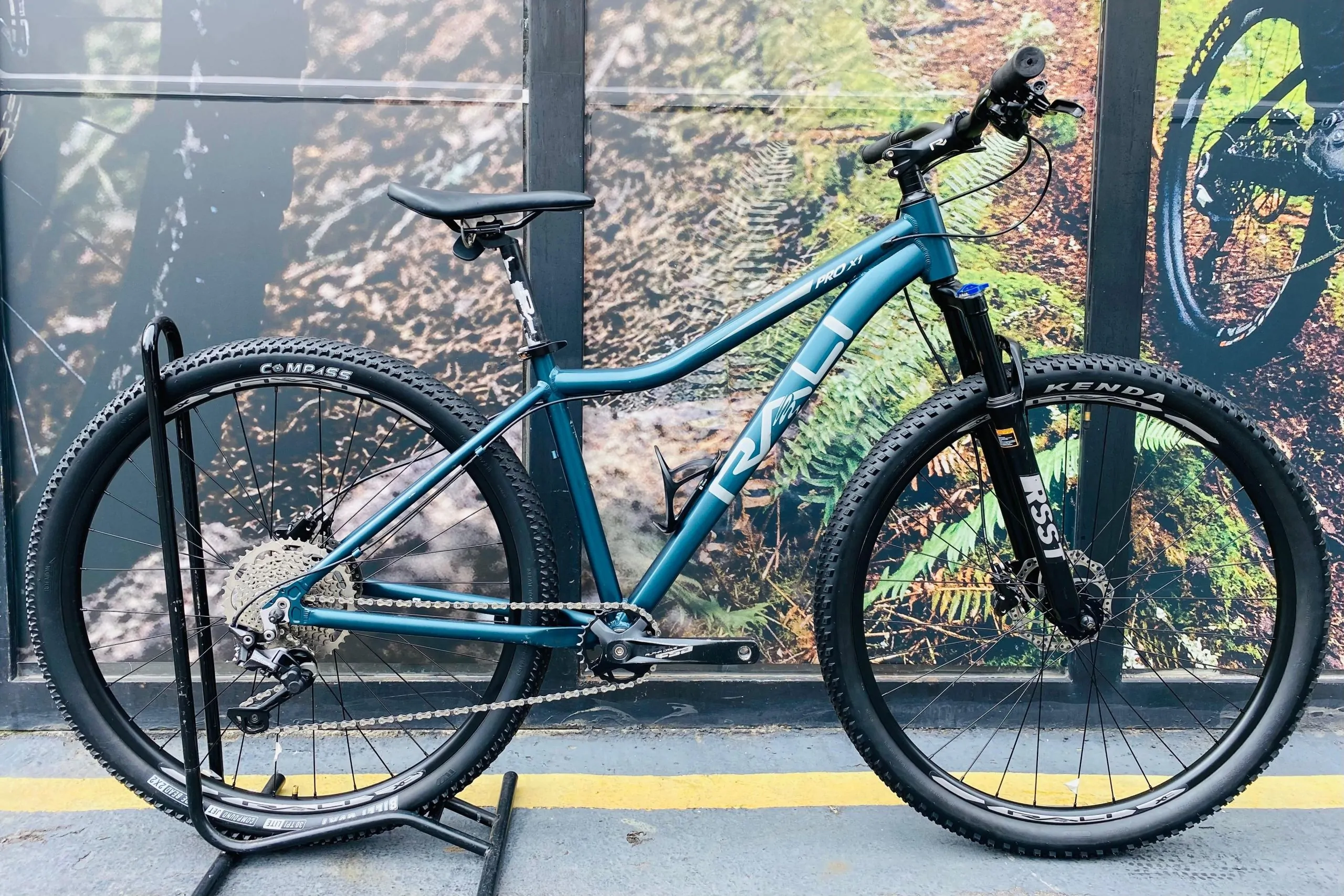 BICICLETA MTB RALI PRO X1 RIN 29 DAMA 10SPD (USADA) - Imagen 3