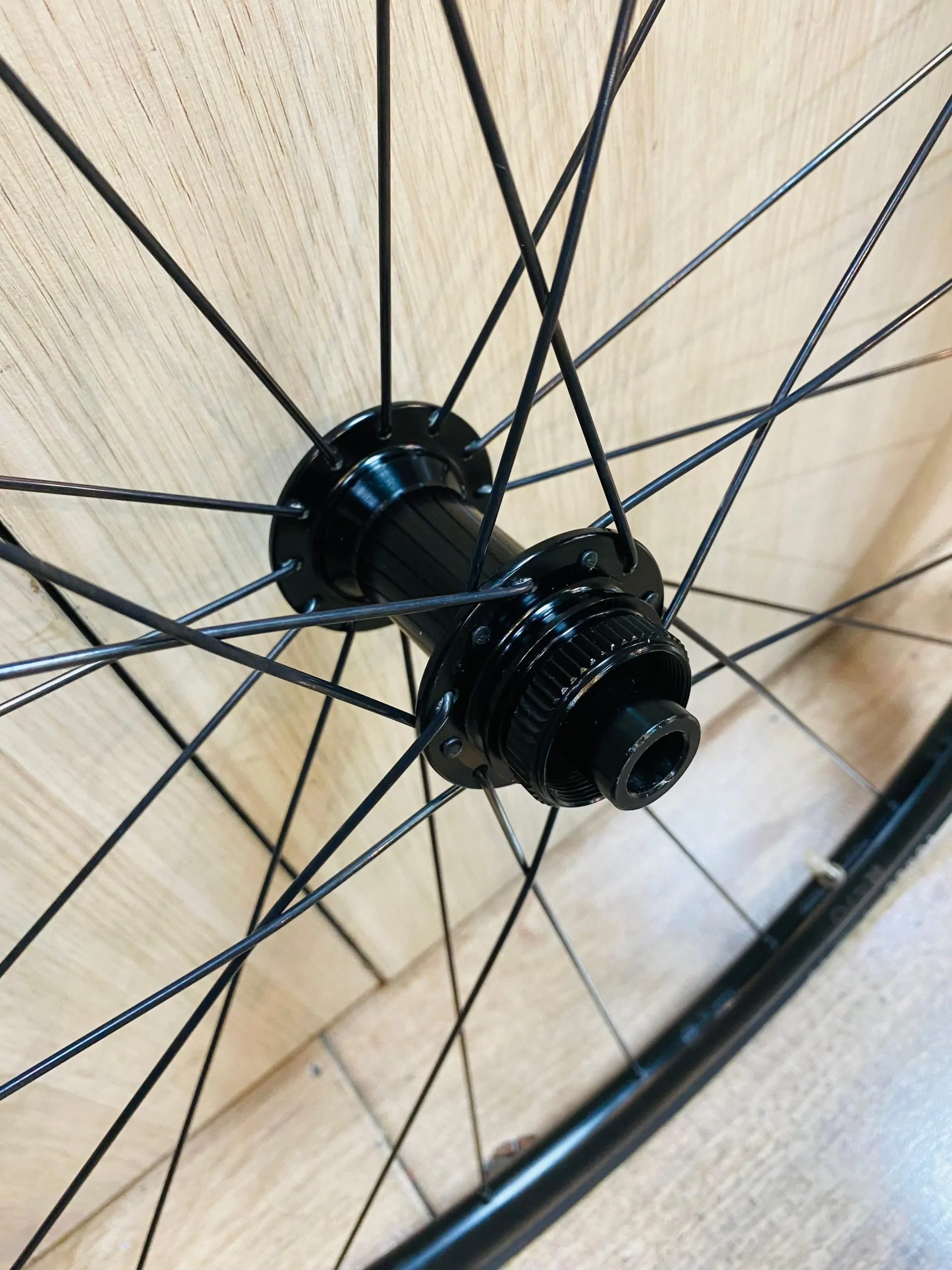 RUEDAS RUTA DT SWISS R470 24H XDR PARA 12VEL SRAM (DE SEGUNDA) - Imagen 7