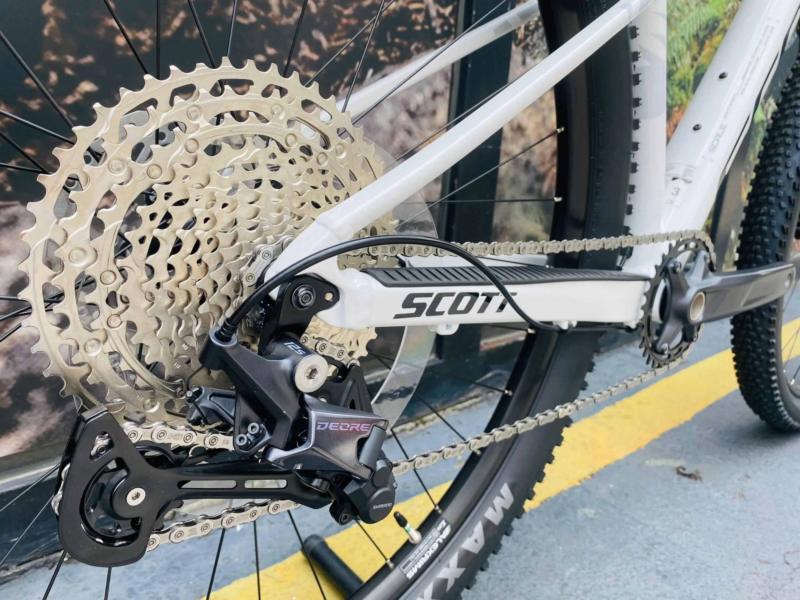 BICICLETA MTB SCOTT SCALE 940 12S 10-51T / 2026 BLANCO - Imagen 4