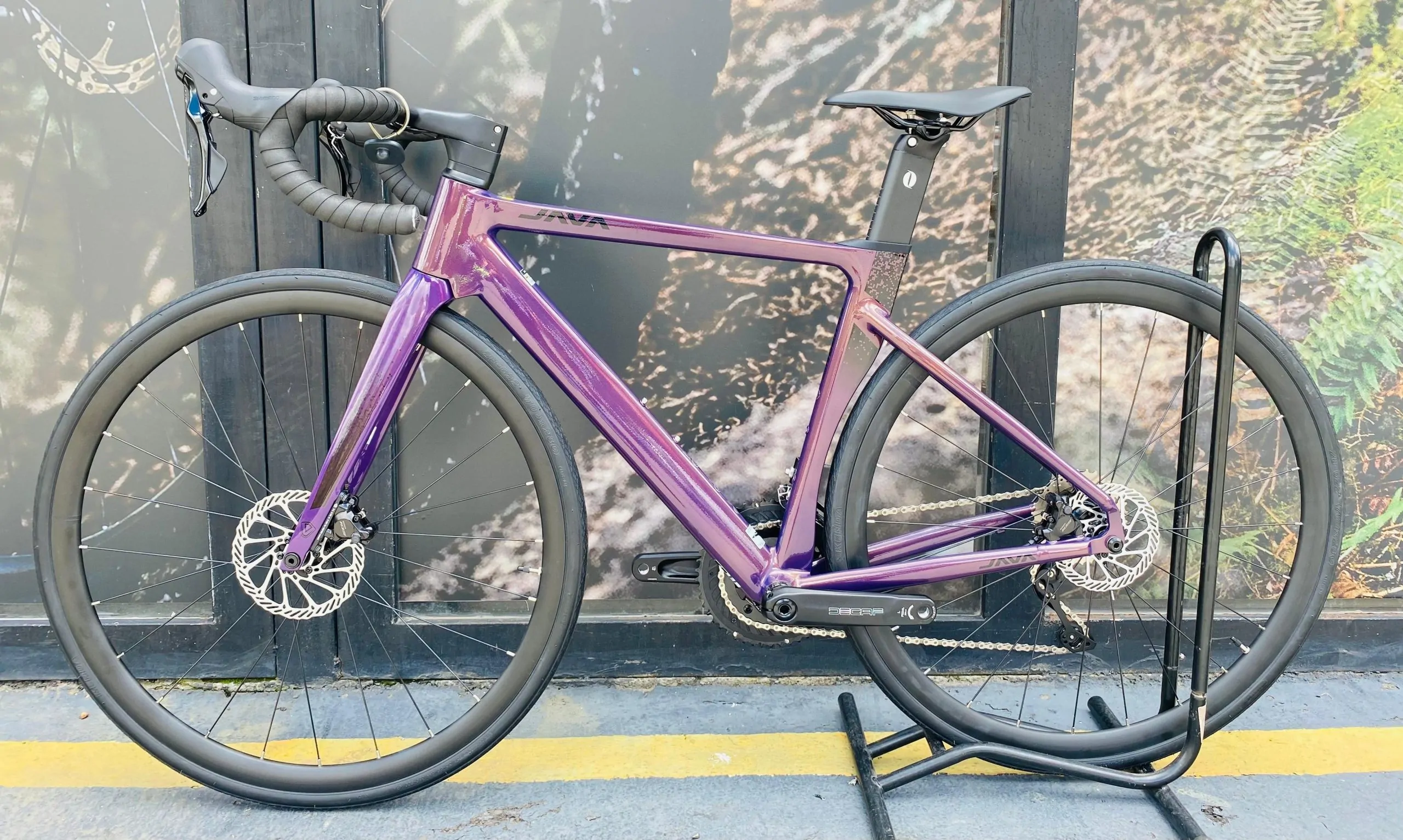 BICICLETA RUTA JAVA SILURO TOP SHIMANO 105 12VEL PÚRPURA - Imagen 7