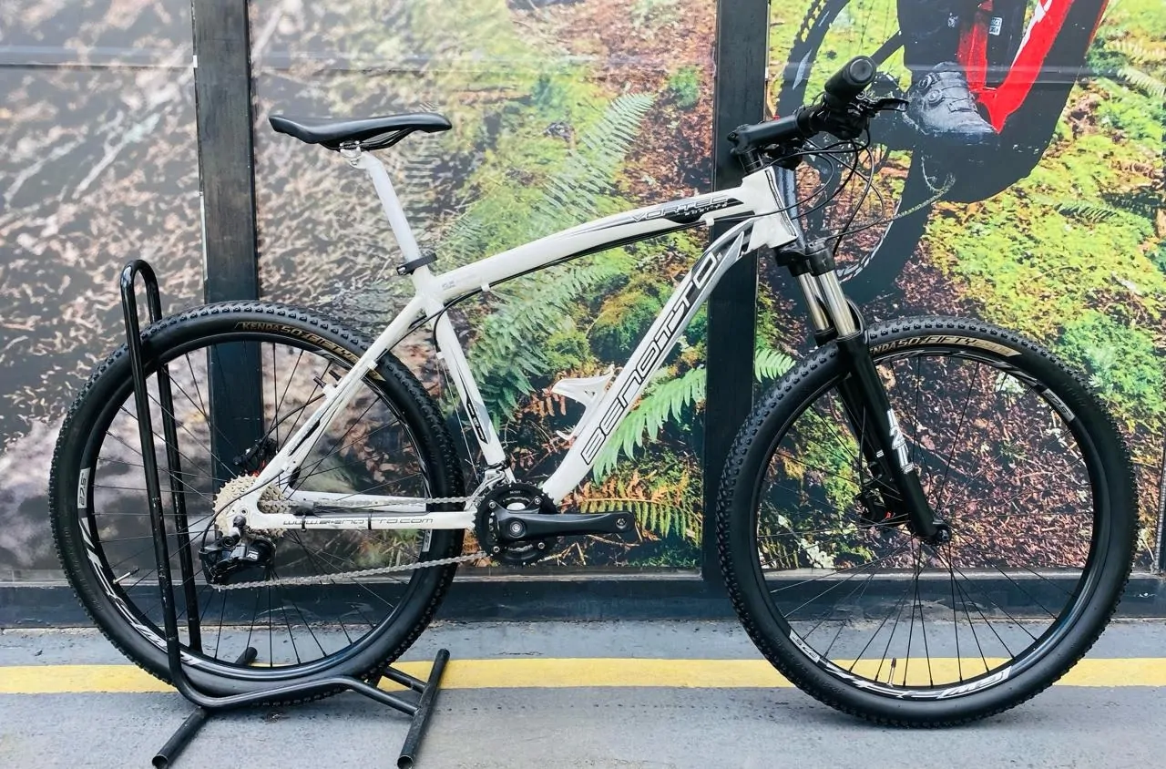 BENOTTO BICICLETA TODOTERRENO BENOTTO VORTEC L-TWOO 9X2VEL 27.5 (DE SEGUNDA) - Imagen 1