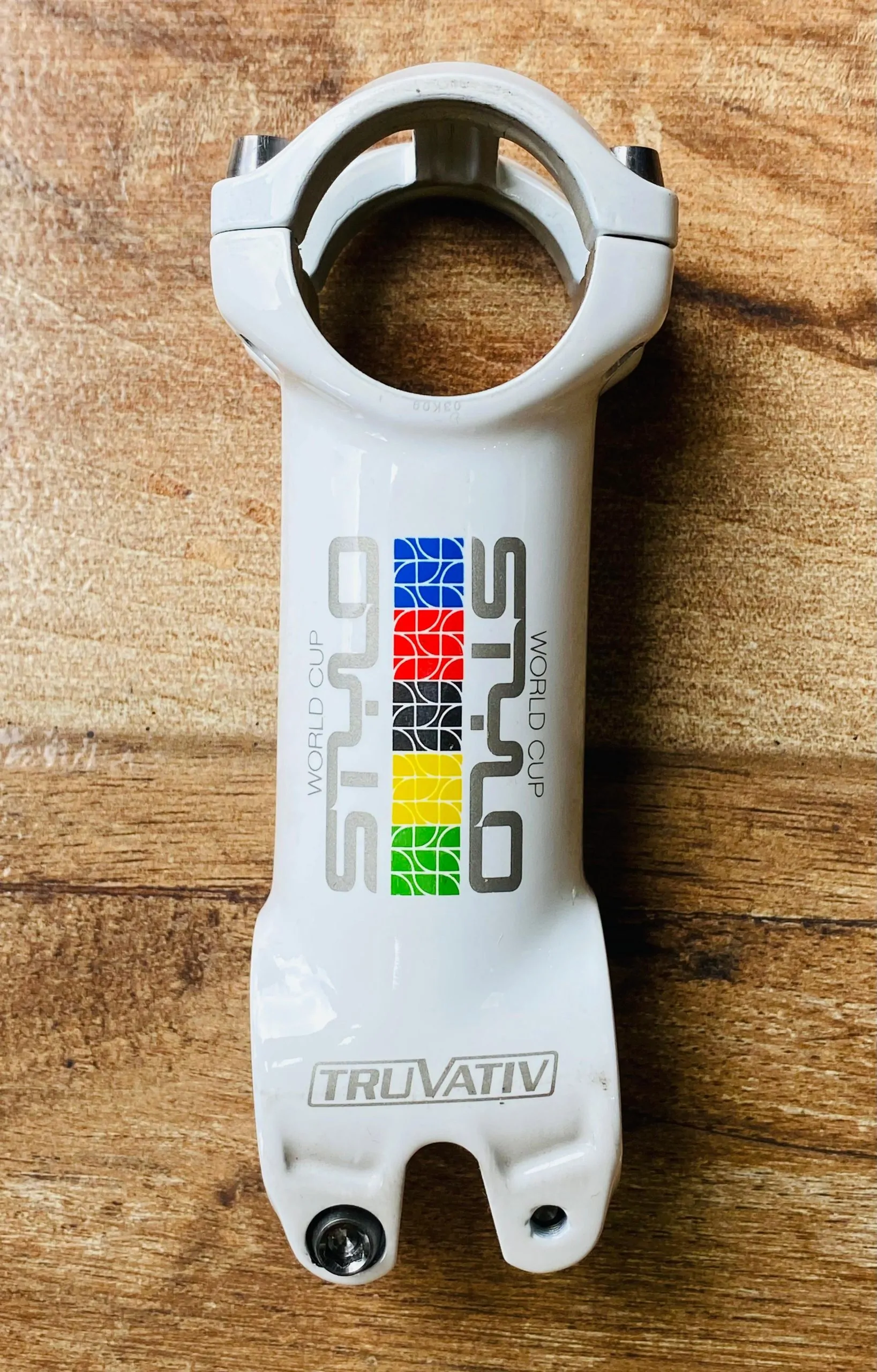 POTENCIA TRUVATIV STYLO WORLD CUP 31.8 90MM BLANCO (NUEVO) - Imagen 2