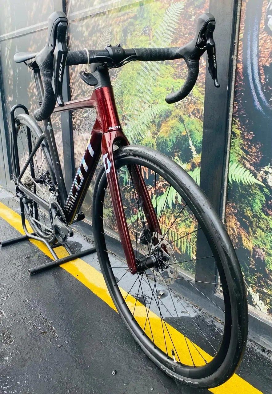 EE BICICLETA RUTA SCOTT ADDICT 30 11VEL SHIMANO 105 (USADA) - Imagen 6