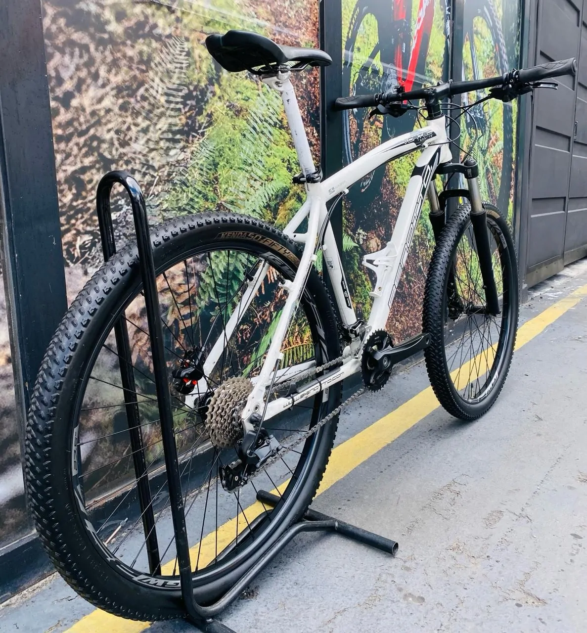 HH BICICLETA TODOTERRENO BENOTTO VORTEC L-TWOO 9X2VEL 27.5 (DE SEGUNDA) - Imagen 6