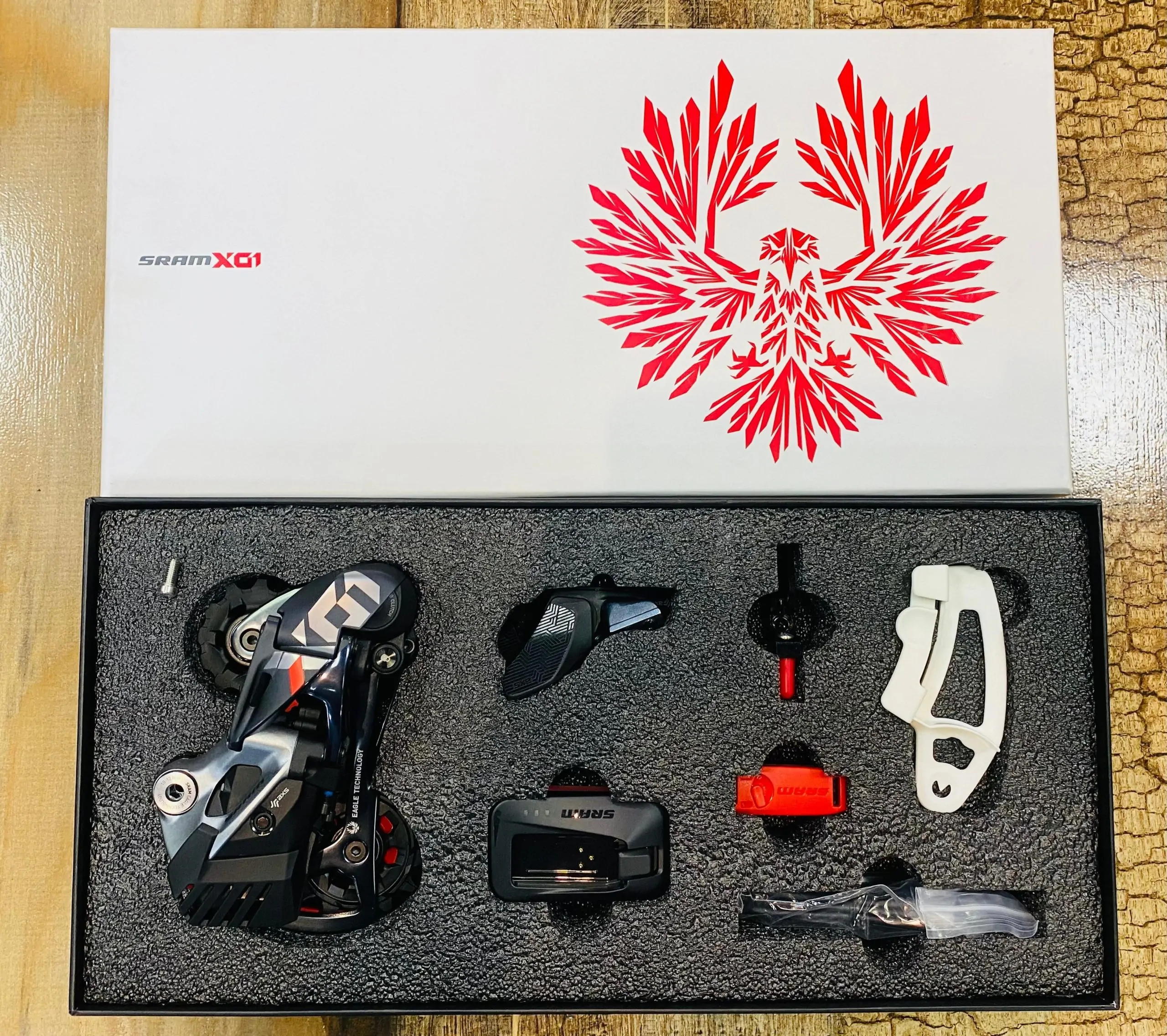 KIT ACTUALIZACIÓN SRAM TENSOR/PALANCA X01 EAGLE AXS ROJO (NUEVO) - Imagen 2