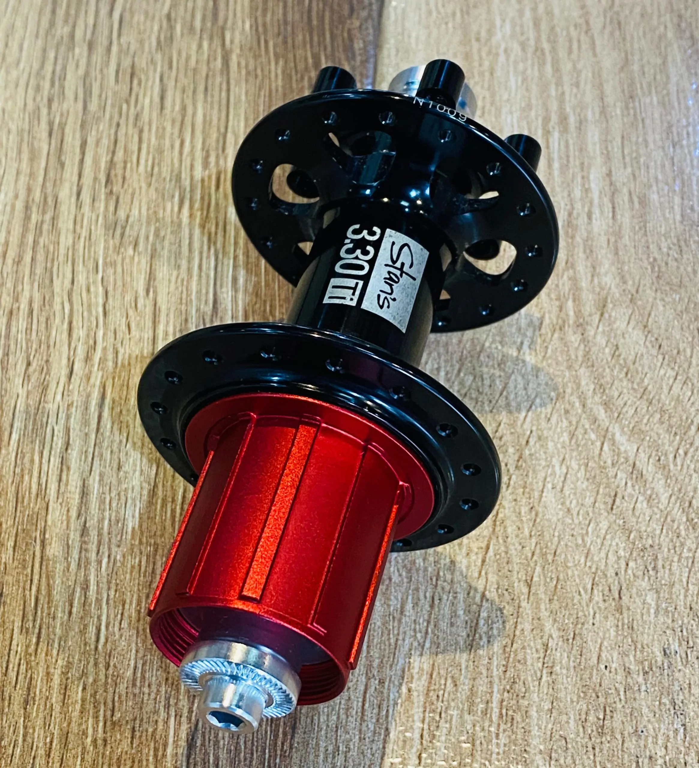 MANZANA TRASERA MTB STANS Ti 3.30 32H 6 PERNOS HG (NUEVA) - Imagen 3