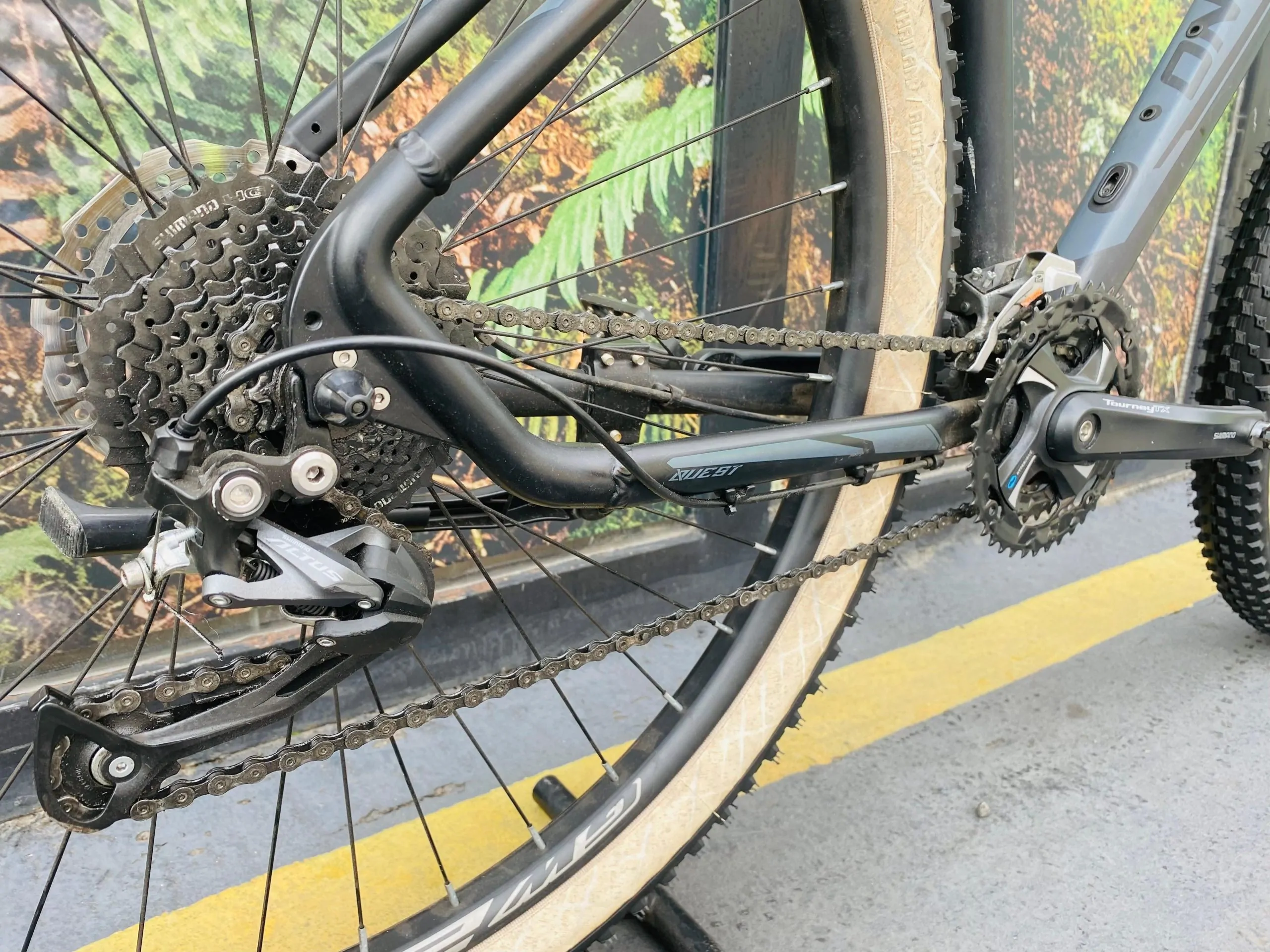 BICICLETA MTB ON-TRAIL QUEST 3X9VEL TALLA L (USADA) - Imagen 2