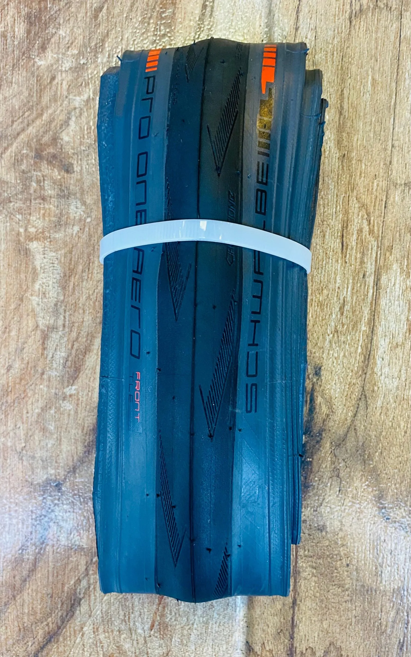 CC PAR LLANTAS RUTA SCHWALBE PRO ONE AERO 700X28 (NUEVAS) - Imagen 3