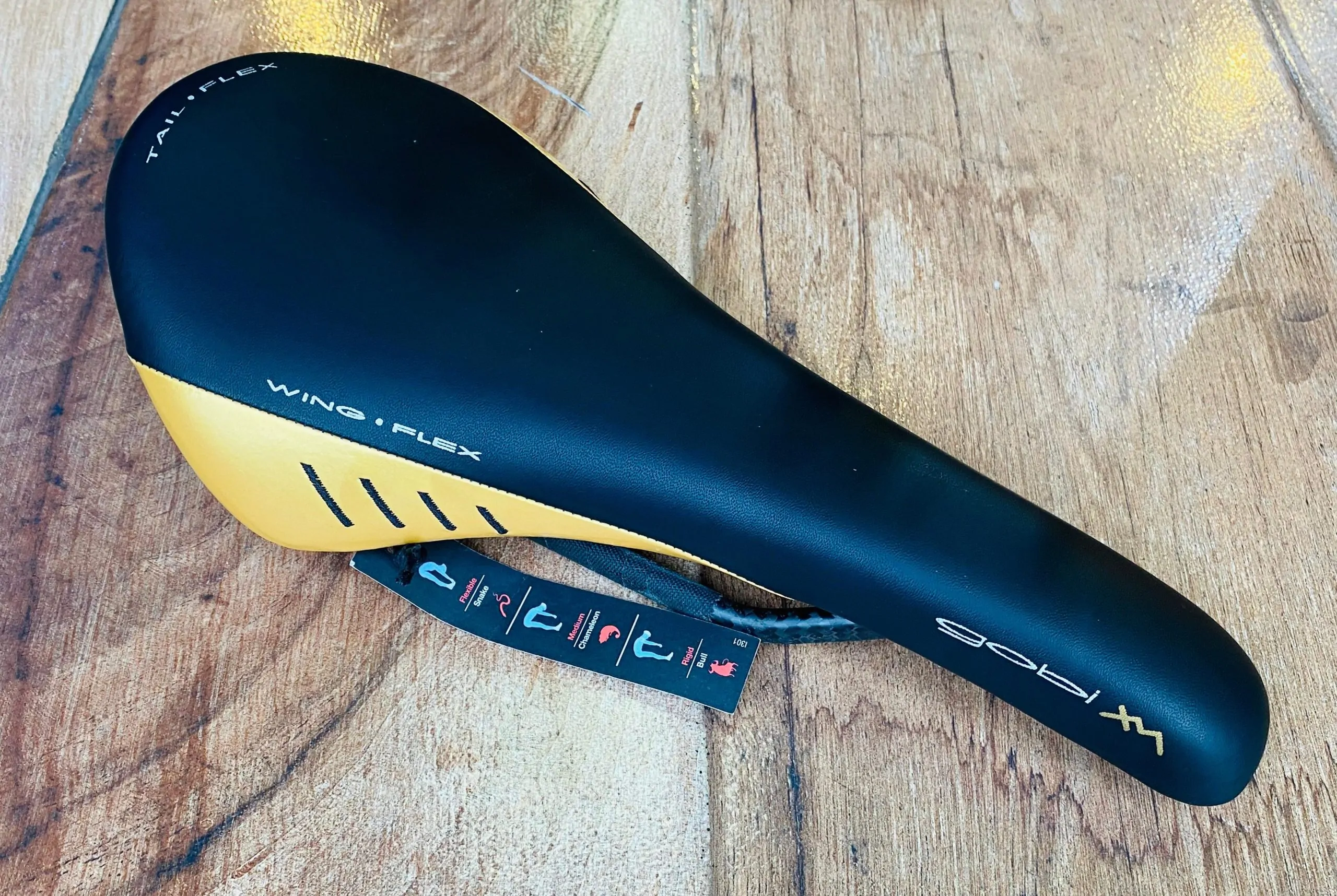 CC SILLIN fi’zi:k GOBI XM CARBON MTB 130 mm x 275mm NEGRO (NUEVO) - Imagen 3