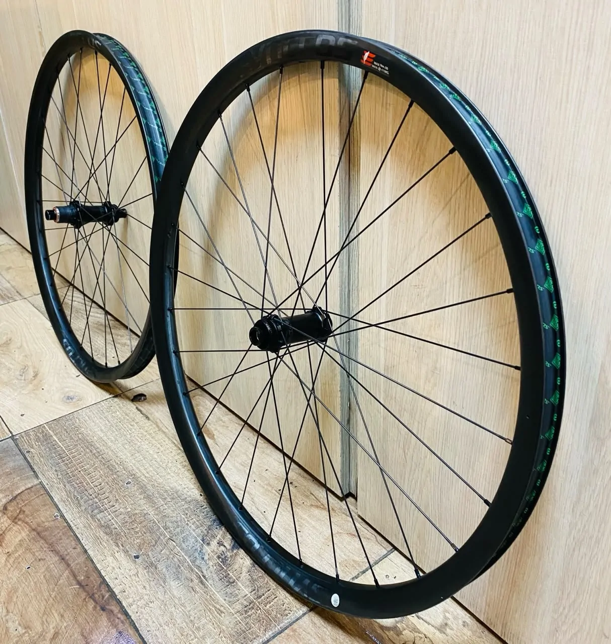 DD RUEDAS MTB SYNCROS SILVERTON 1.0 CARBONO 28H (NUEVAS) - Imagen 4