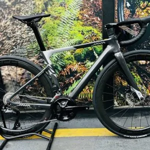 BICICLETA RUTA JAVA VESUVIO SHIMANO 105 Di2 12SPD TITANIUM