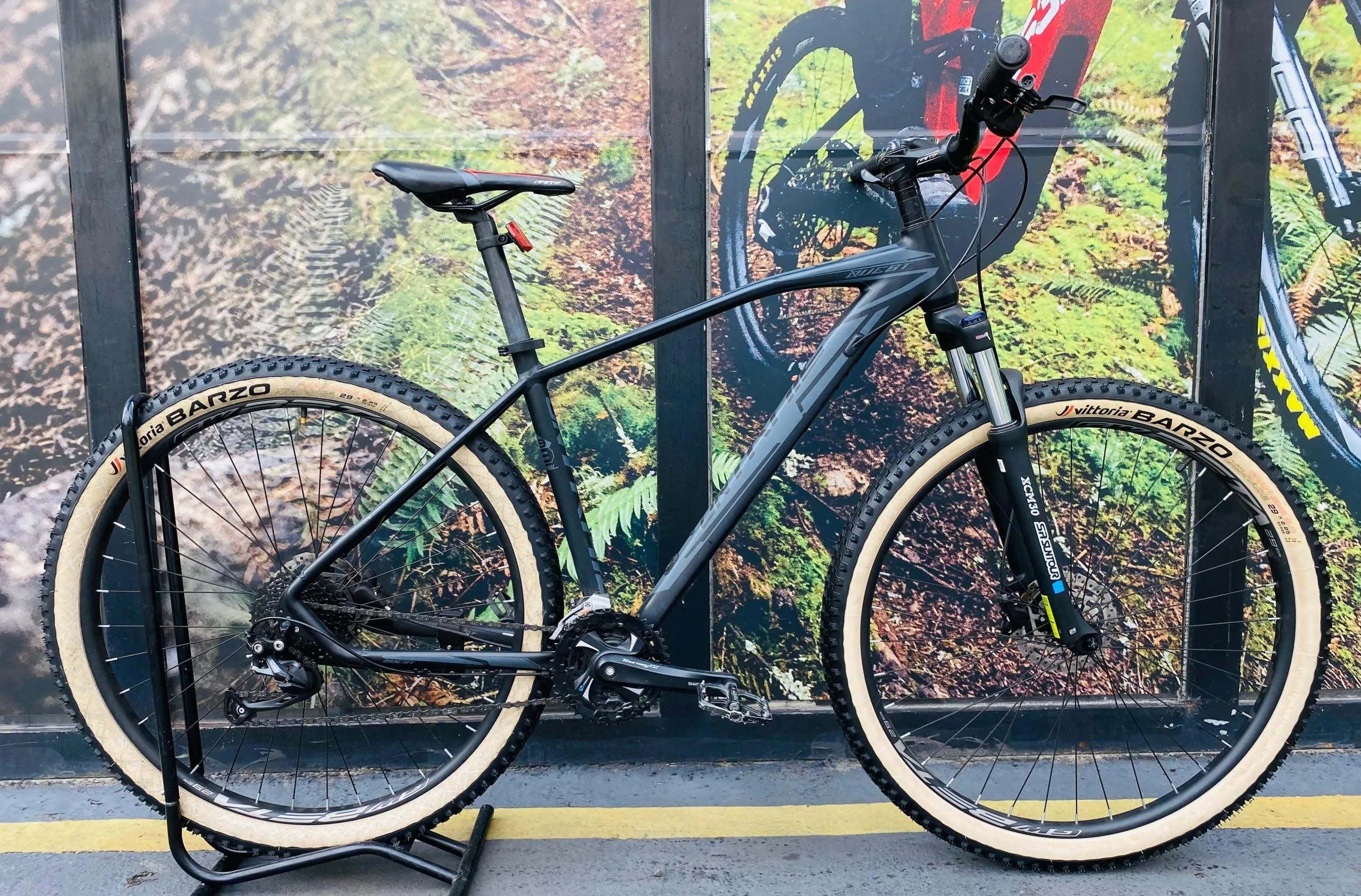 BICICLETA MTB ON-TRAIL QUEST 3X9VEL TALLA L (USADA) - Imagen 1