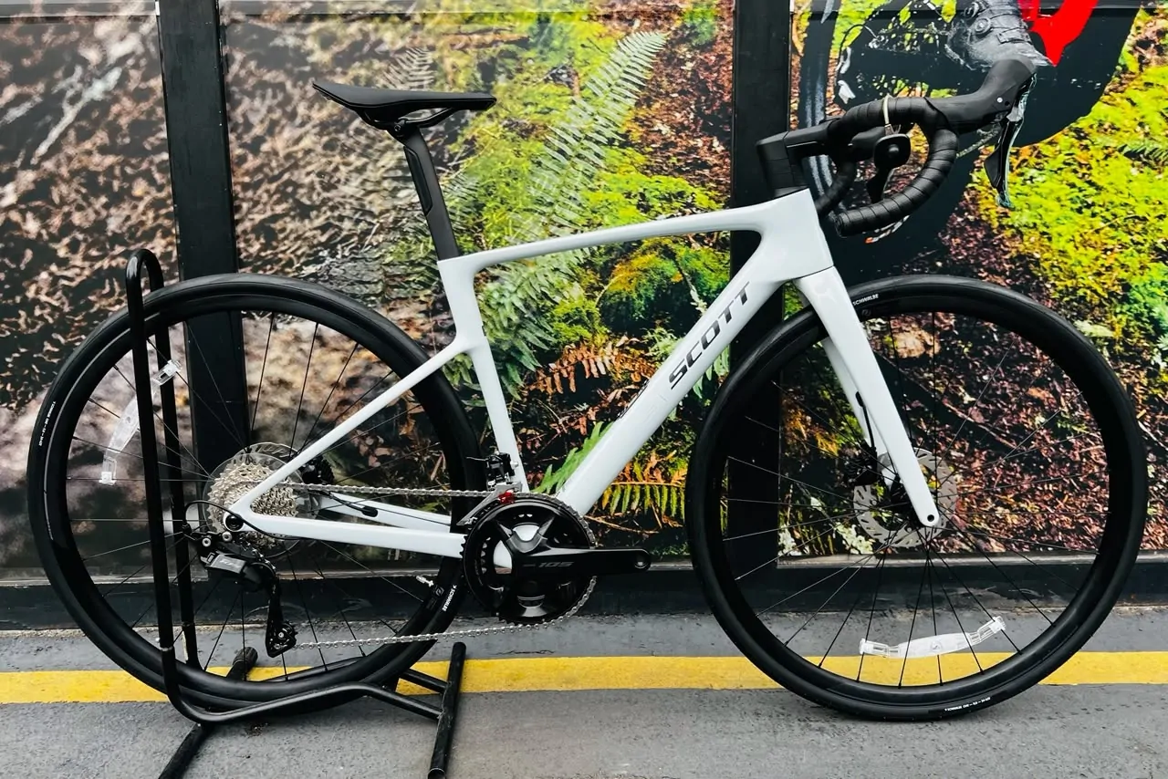 BICICLETA RUTA SCOTT ADDICT 50 - 2026 - Imagen 1