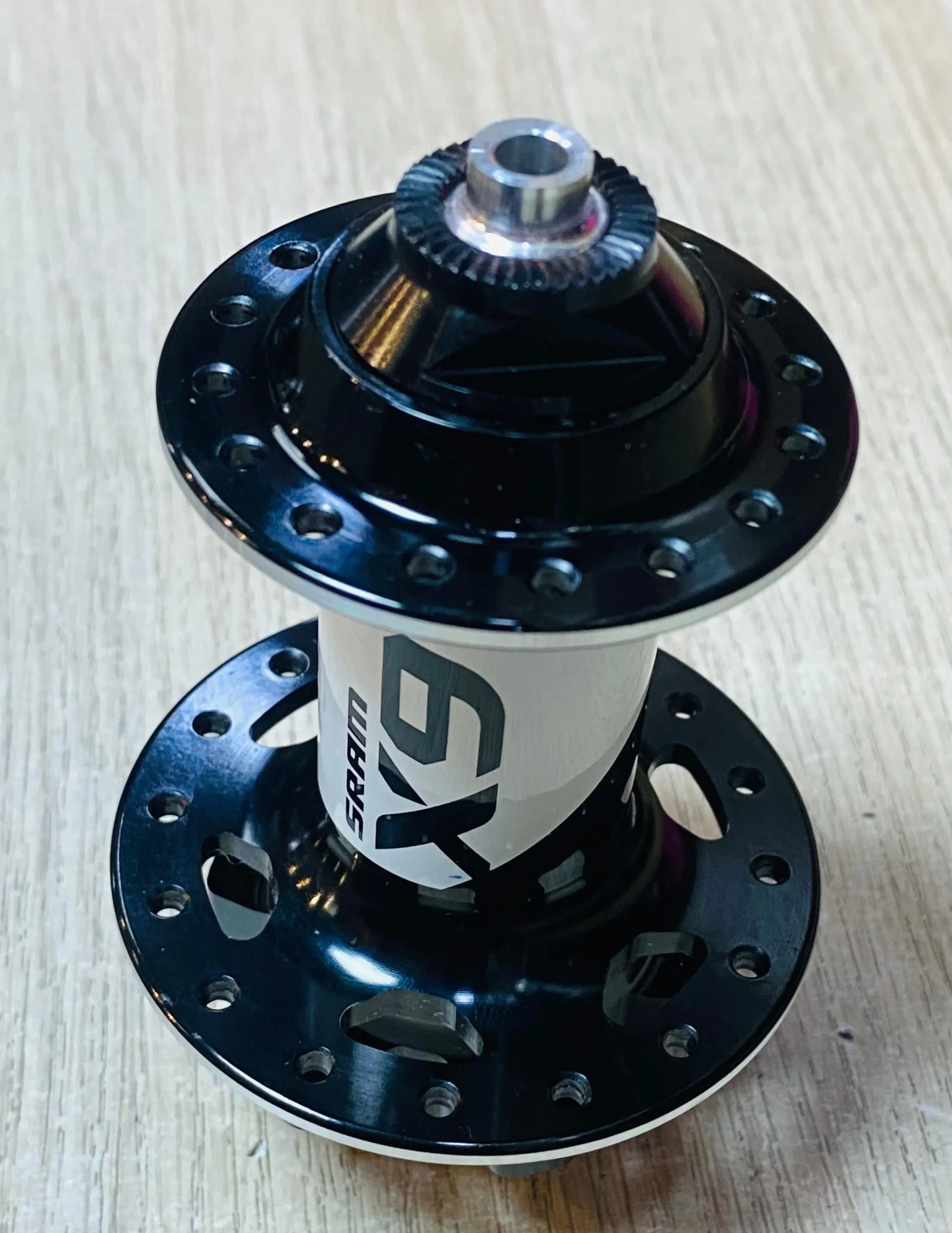 DD MANZANA DELANTERA SRAM X9 V2 100MM 32H (NUEVO) - Imagen 5