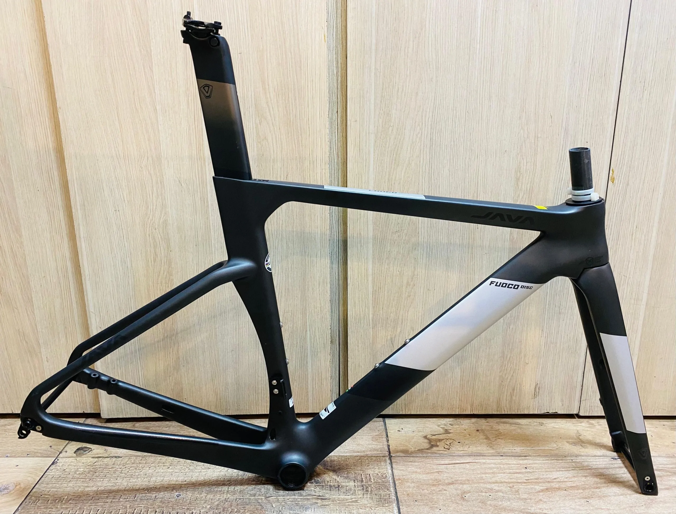AAA MARCO BICI RUTA JAVA FUOCO DISC CARBON /COLOR TITANIO - Imagen 7