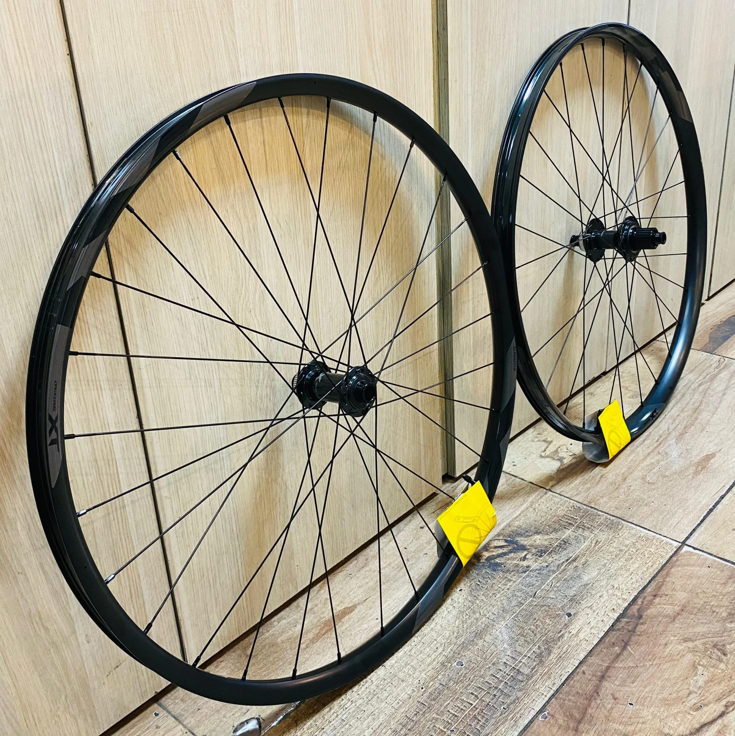 JUEGO DE RUEDAS/ RINES MTB SHIMANO DEORE XT WH-M8200 BOOST (409270) - Imagen 6
