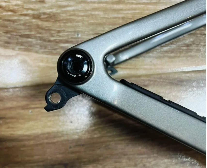 MARCO TREK PROCALIBER 9.5 MODELO 2023 CARBONO RIN 29 ( USADO ) - Imagen 6