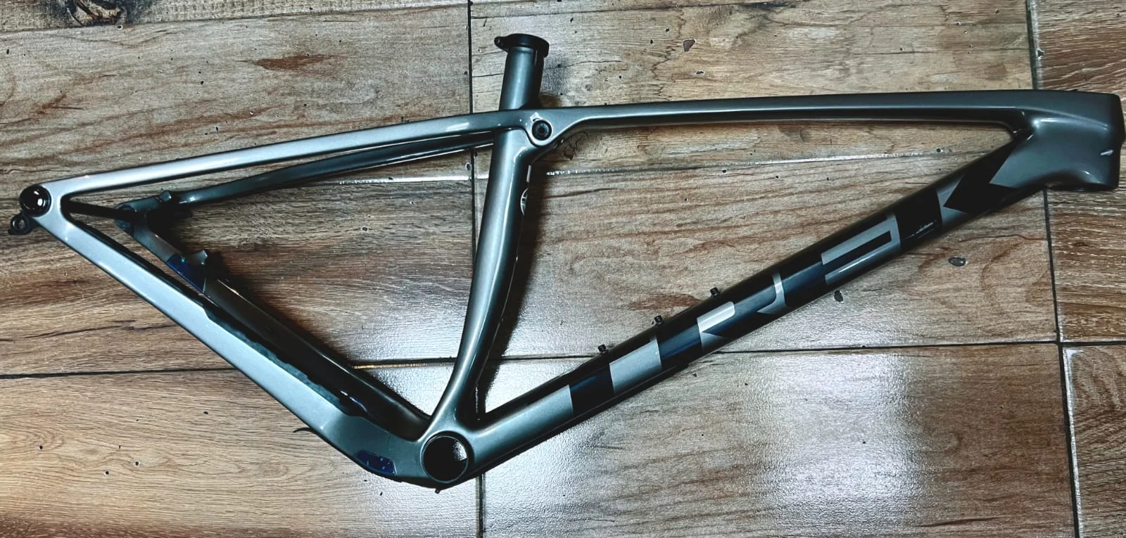 MARCO TREK PROCALIBER 9.5 MODELO 2023 CARBONO RIN 29 ( USADO ) - Imagen 1