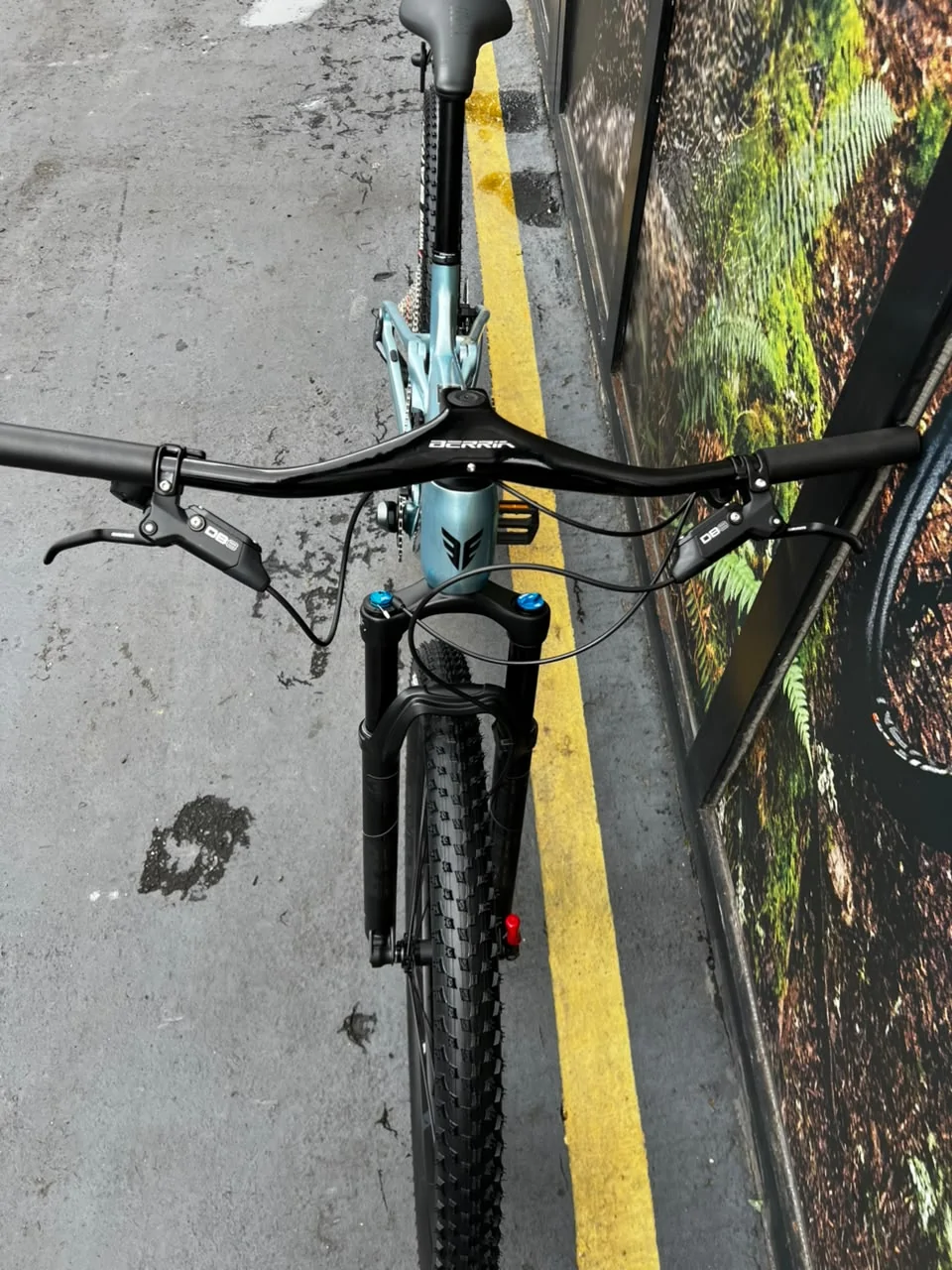 BICICLETA MTB DOBLE SUSPENSIÓN BERRIA MAKO SPORT - Imagen 4