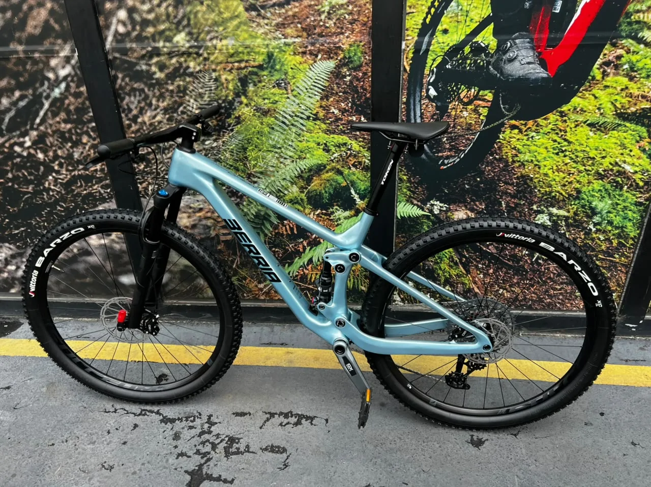 BICICLETA MTB DOBLE SUSPENSIÓN BERRIA MAKO SPORT - Imagen 3