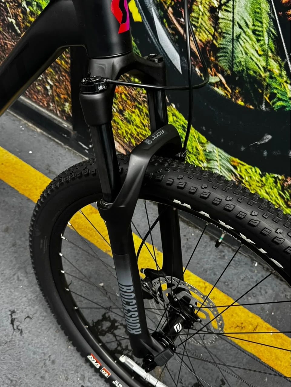 BICICLETA SCOTT SCALE 930 2026 CON GRUPO SRAM 70 T-TYPE - Imagen 4